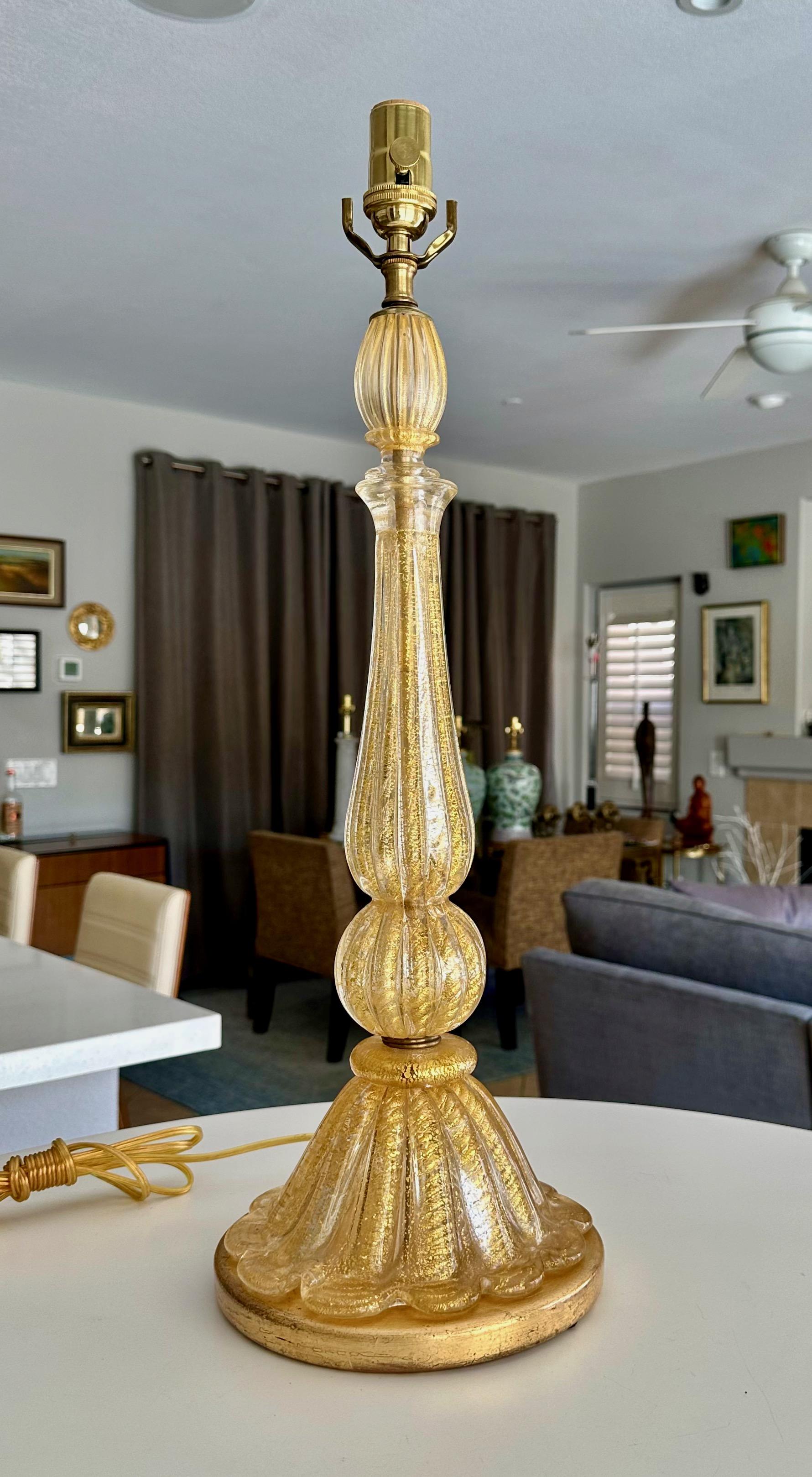 Barovier & Toso Lámpara de mesa de cristal de Murano Coronado d'Oro en venta 1