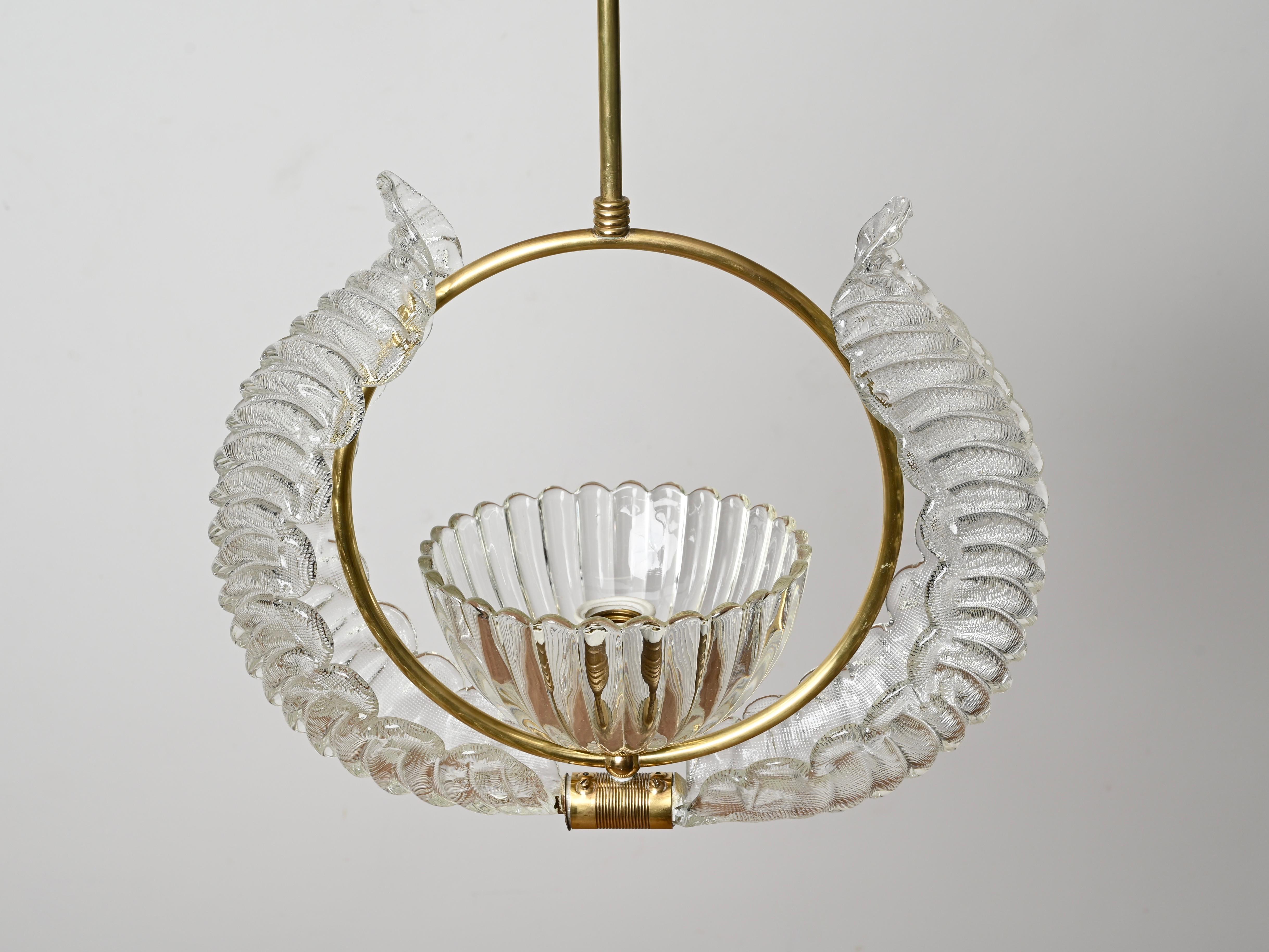 Barovier & Toso Murano-Glas und Messing-Blumen-Kronleuchter, Italien, 1940er Jahre im Zustand „Gut“ im Angebot in Roma, IT