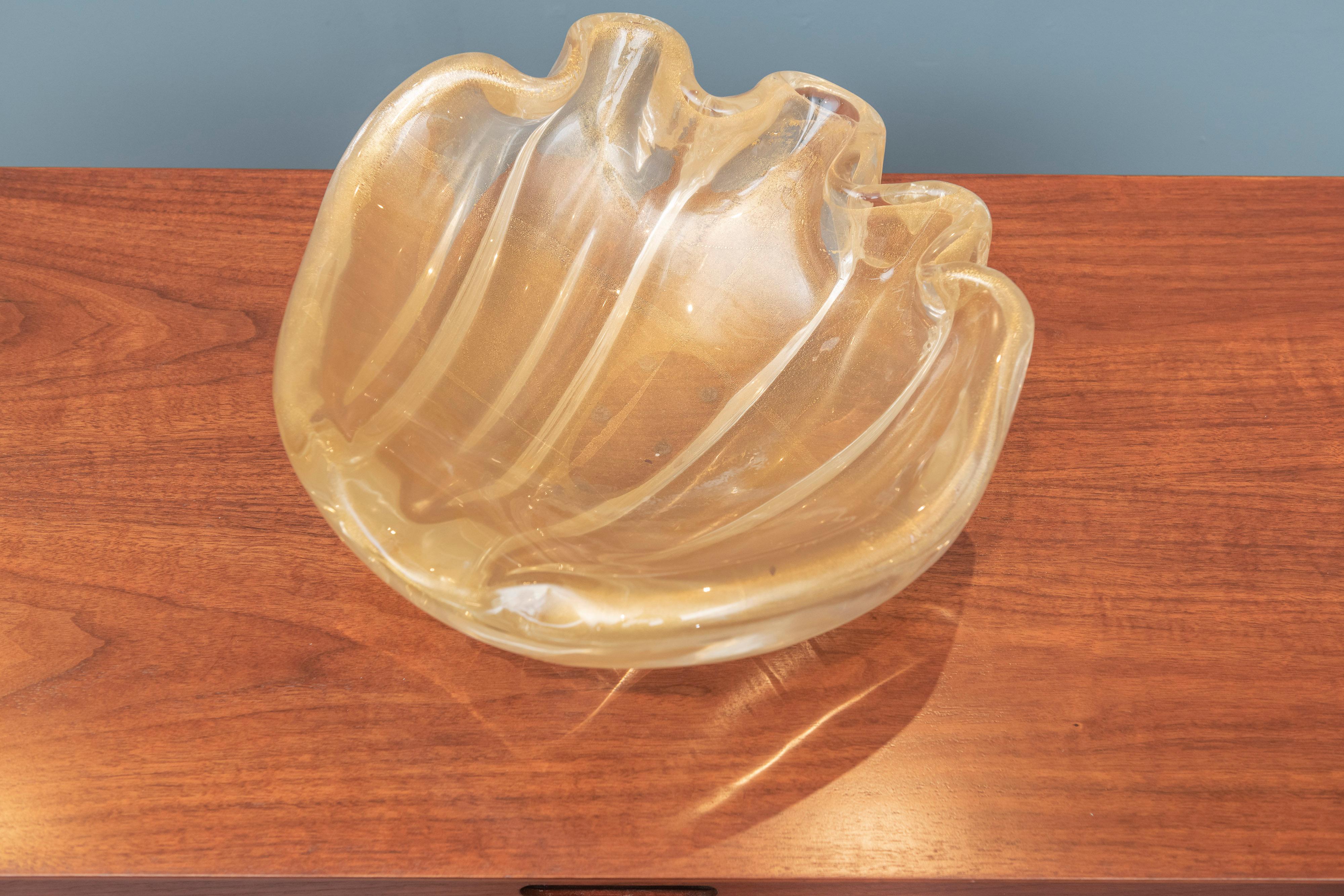 Large Barovier & Toso clam shell form bowl, Murano Italy. Impressive large scale and heavy gold infused glass clam shell.