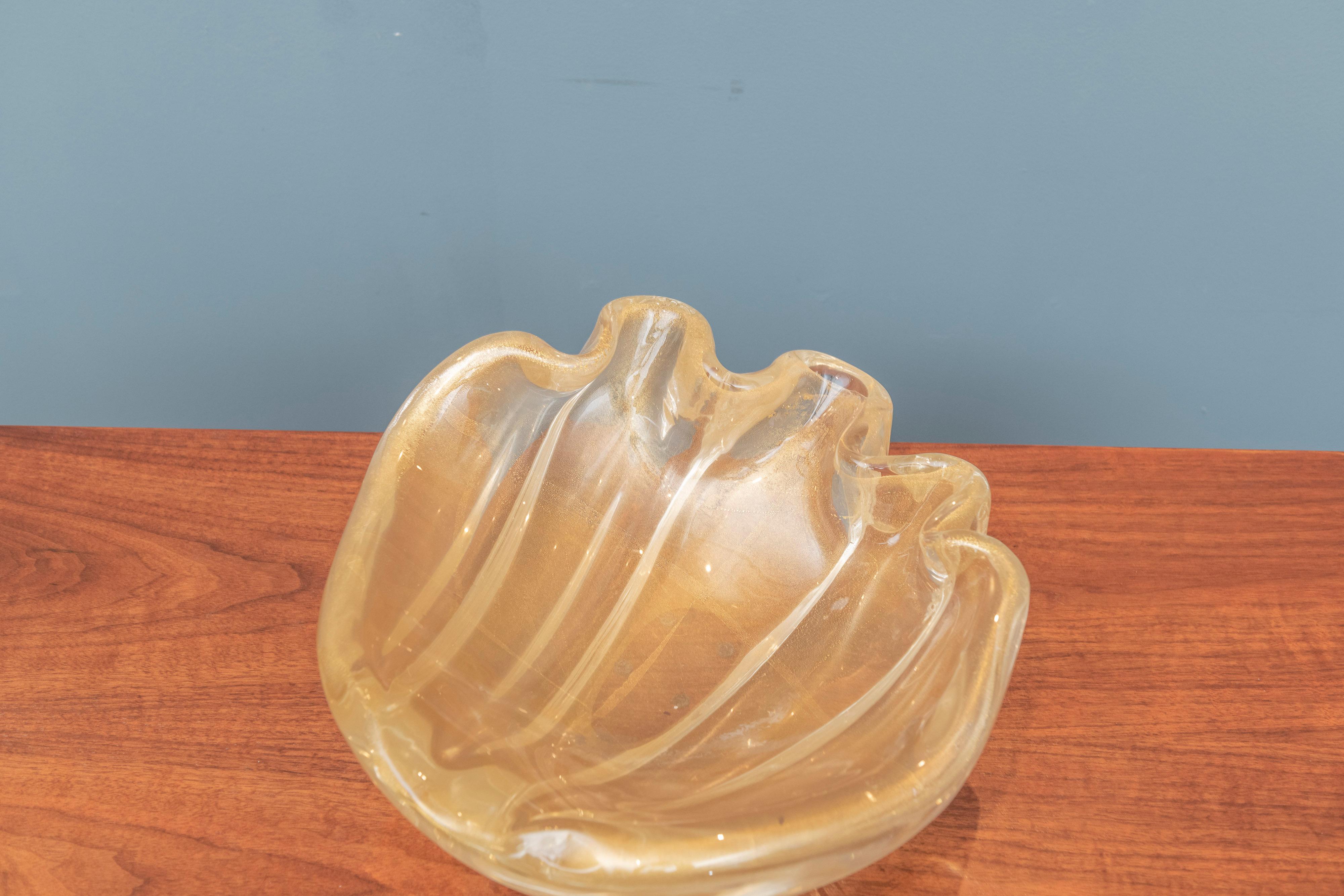 Mid-Century Modern Barovier & Toso Murano Glass Clam Shell Bowl For Sale