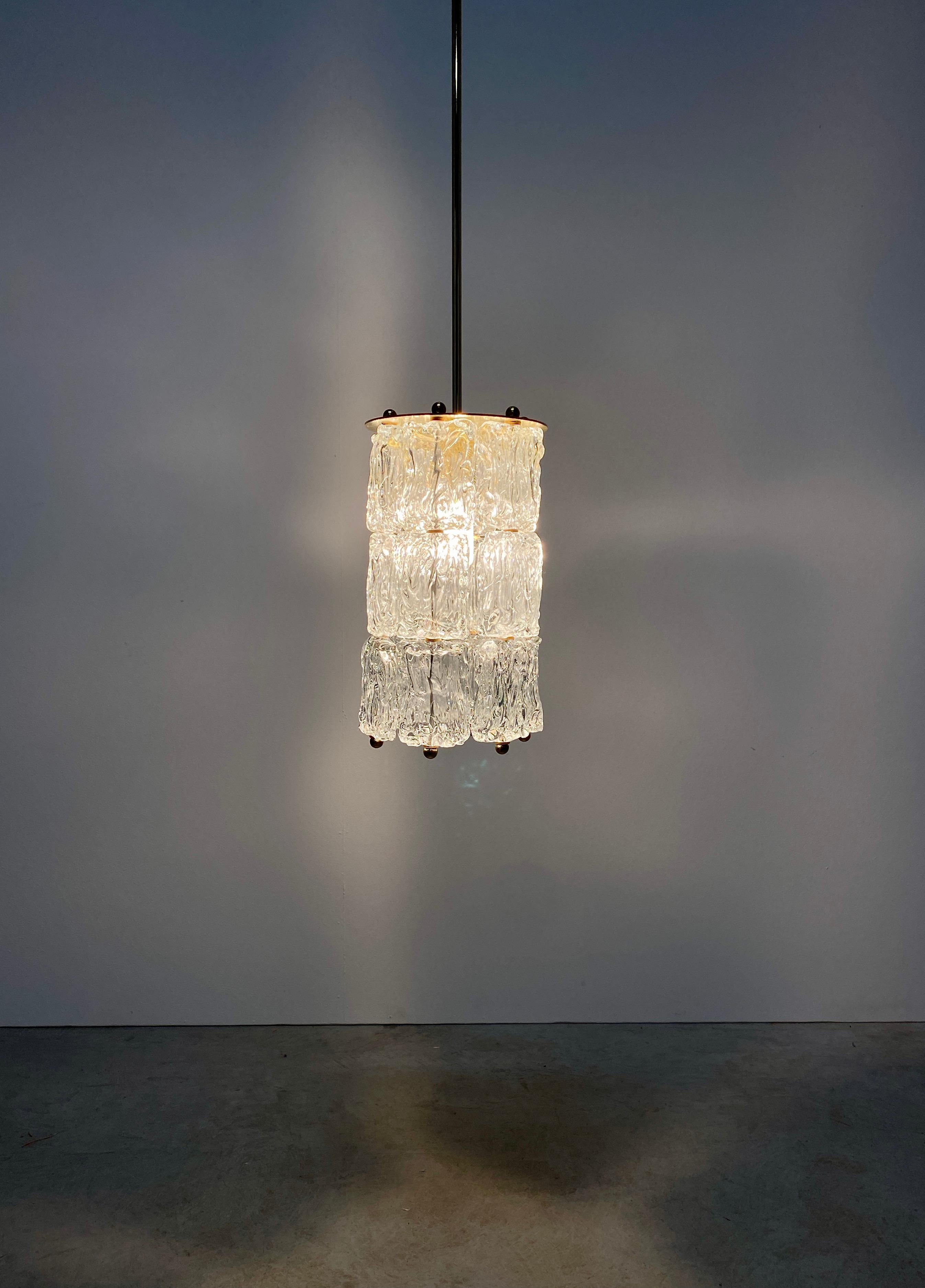 Mid-Century Modern For Lucinda Barovier Toso Murano Glass Pendant Lamps (3 pieces), Italy 