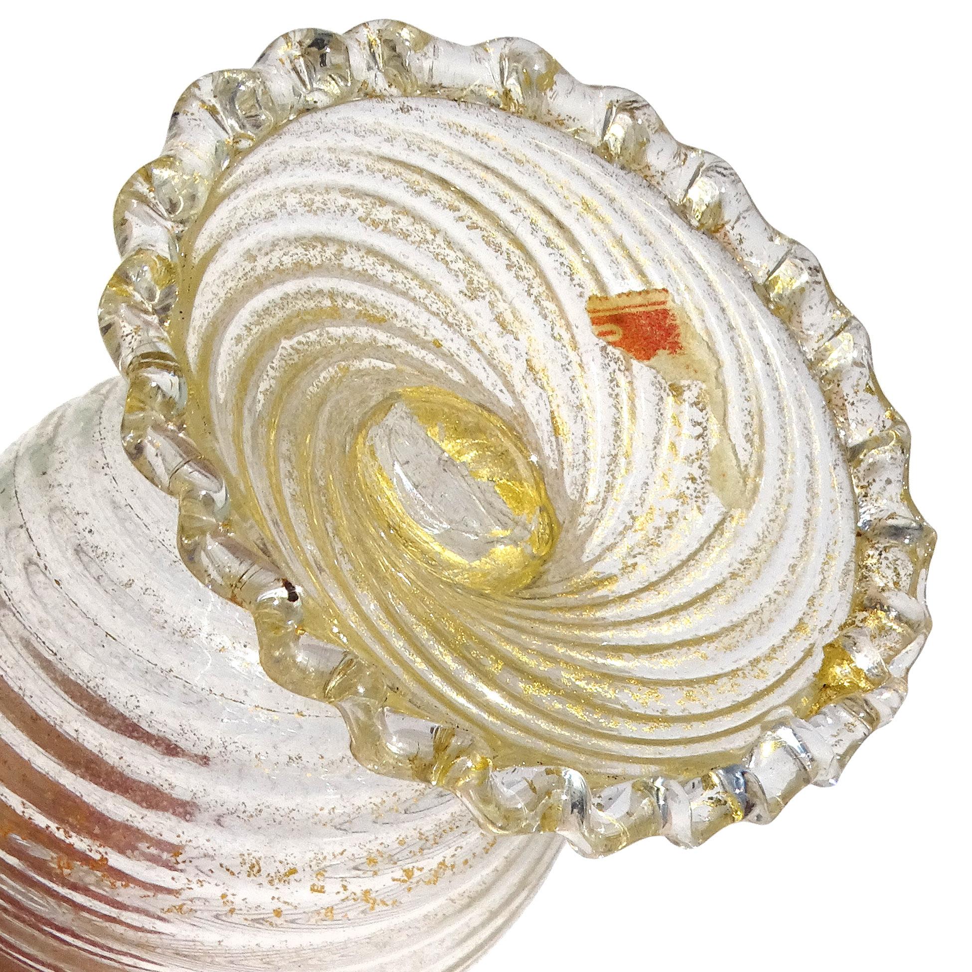 Vetro Barovier Toso Murano Gold Flecks Italian Art Glass Ribbed Footed Flower Vases in vendita