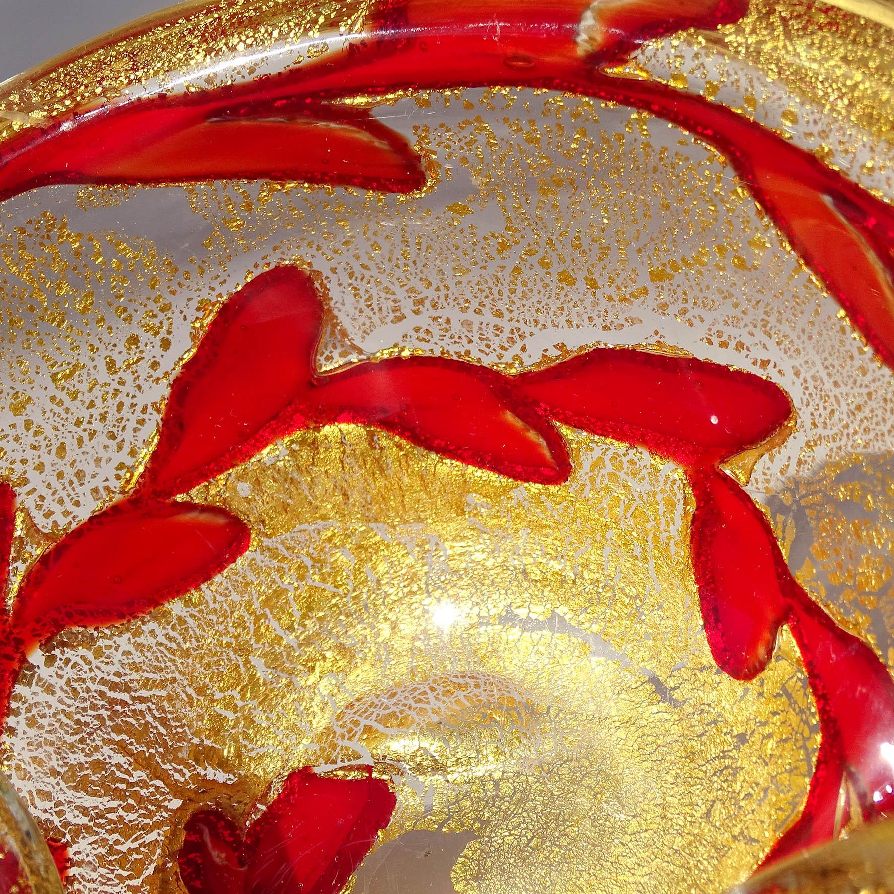 Mid-Century moderno Barovier&Toso - Posacenere in vetro artistico italiano di Murano con macchie d'oro e tralci di vite rosso rubino in vendita