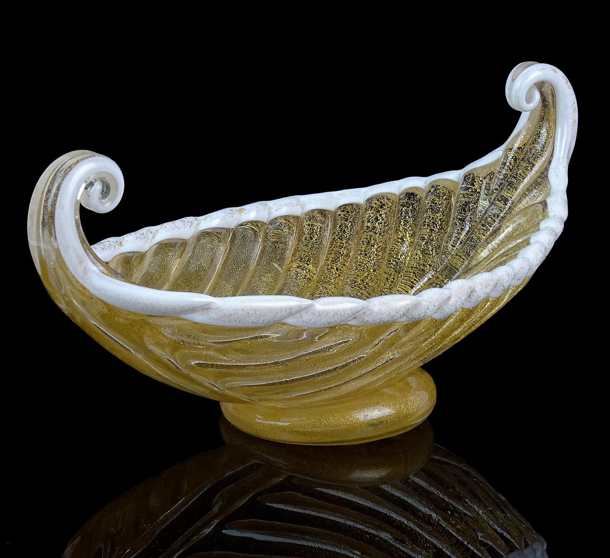Mid-Century Modern Barovier Toso Murano Gold Leaf White Trim Italian Art Glass Gondola Footed Bowl For Sale