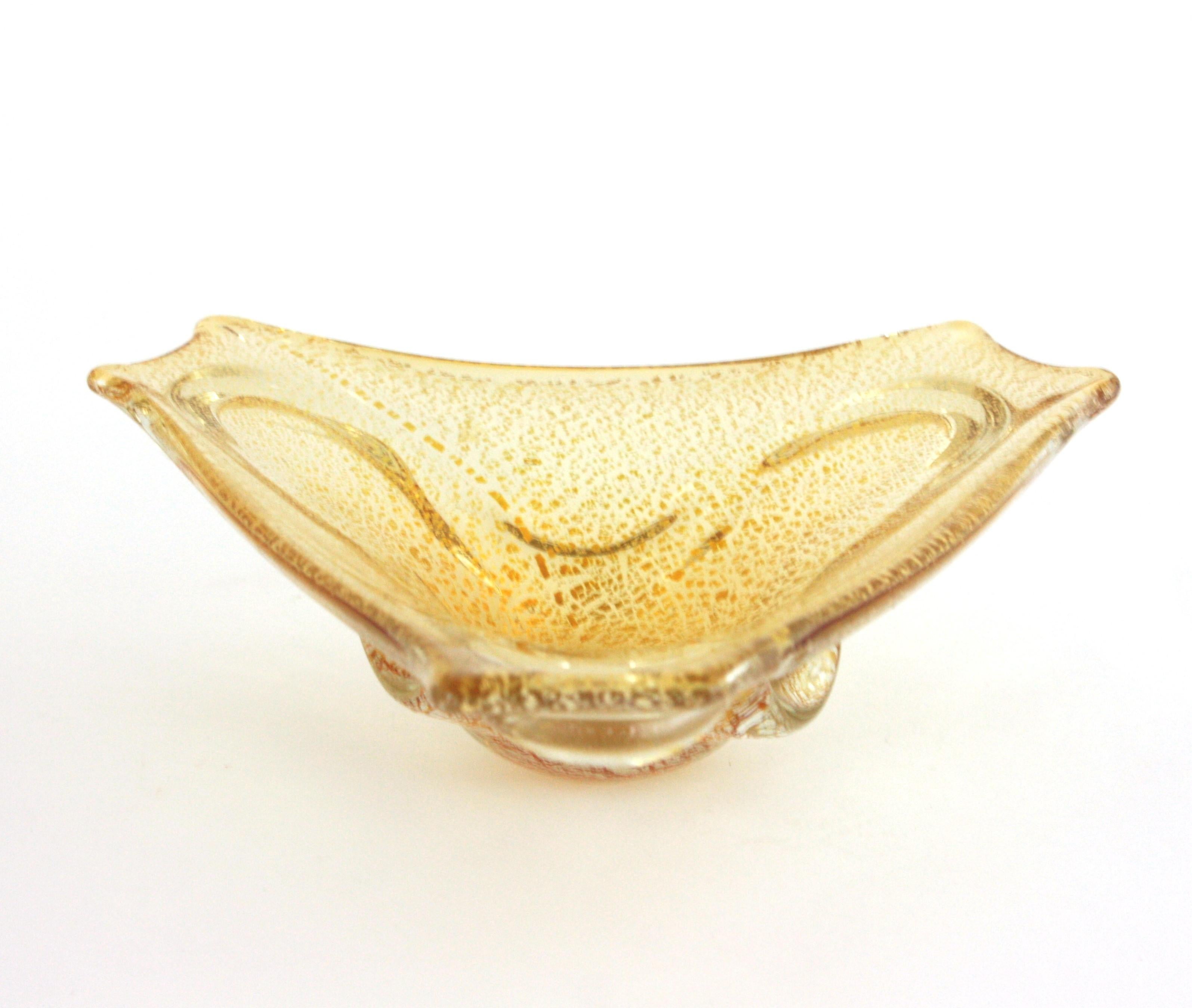 Ciotola triangolare in vetro artistico Barovier&Toso Murano Gold & Silver Flecks in vendita 6