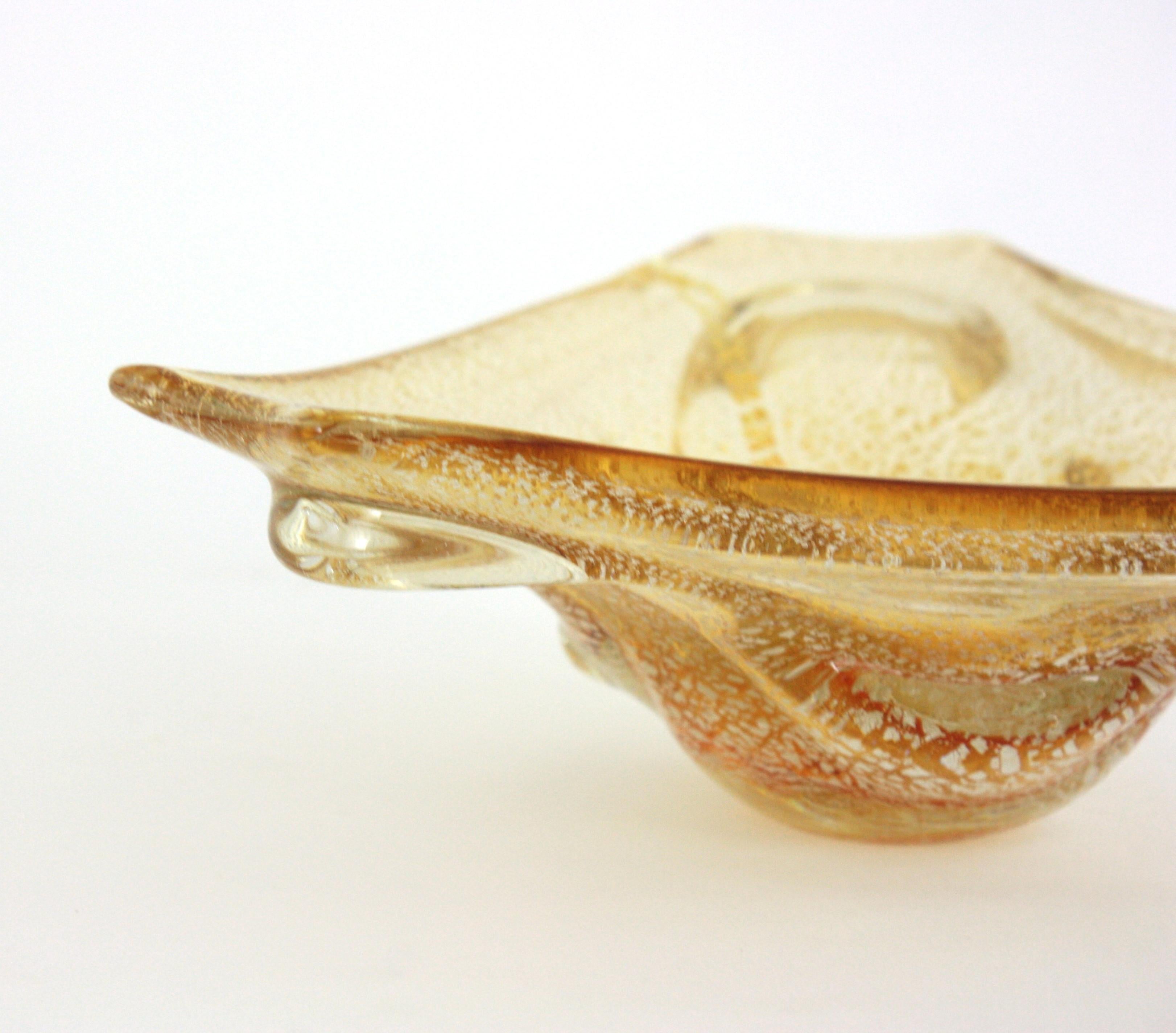 Ciotola triangolare in vetro artistico Barovier&Toso Murano Gold & Silver Flecks in vendita 1