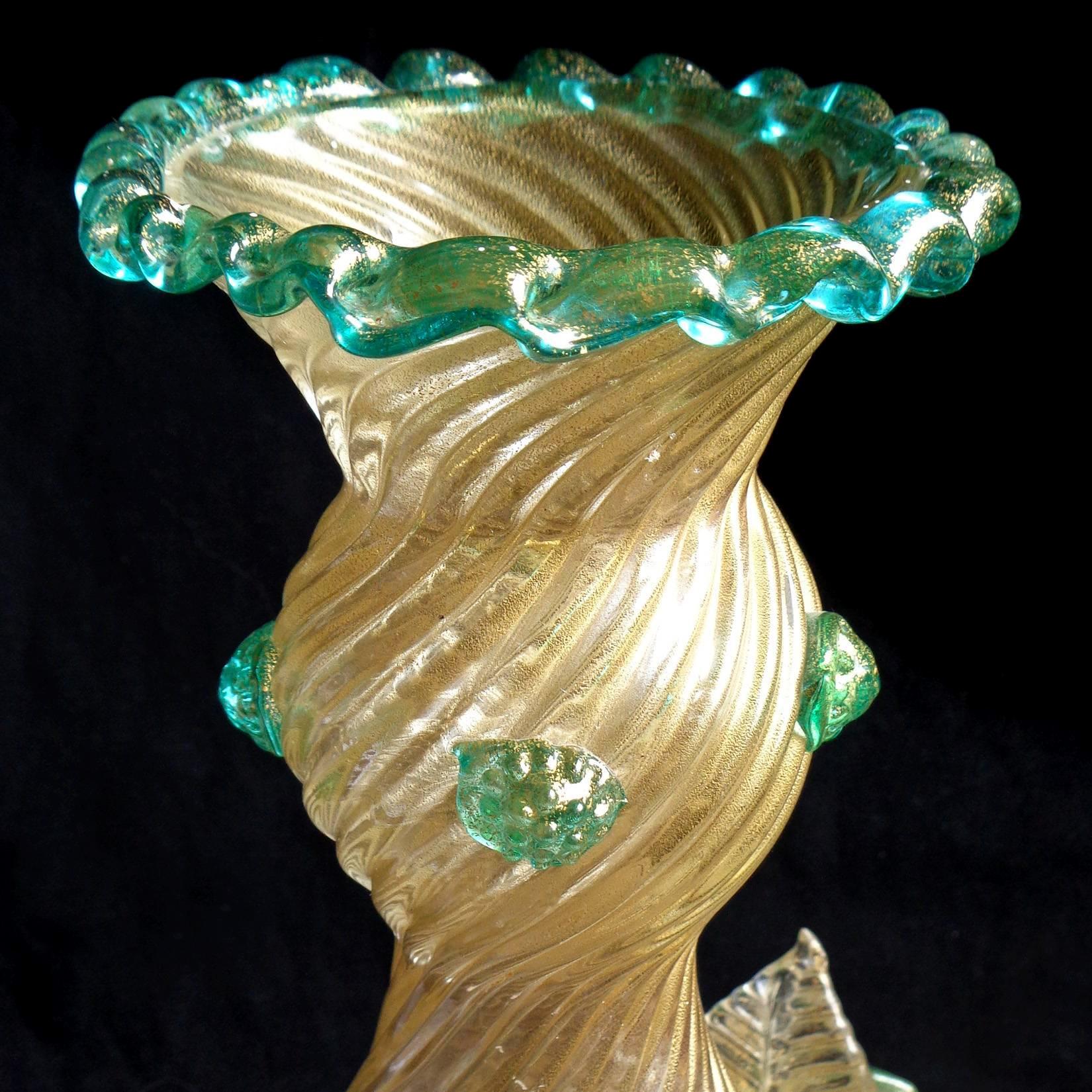 Hand-Crafted Barovier Toso Murano Green Roses Gold Flecks Italian Art Glass Flower Vase For Sale