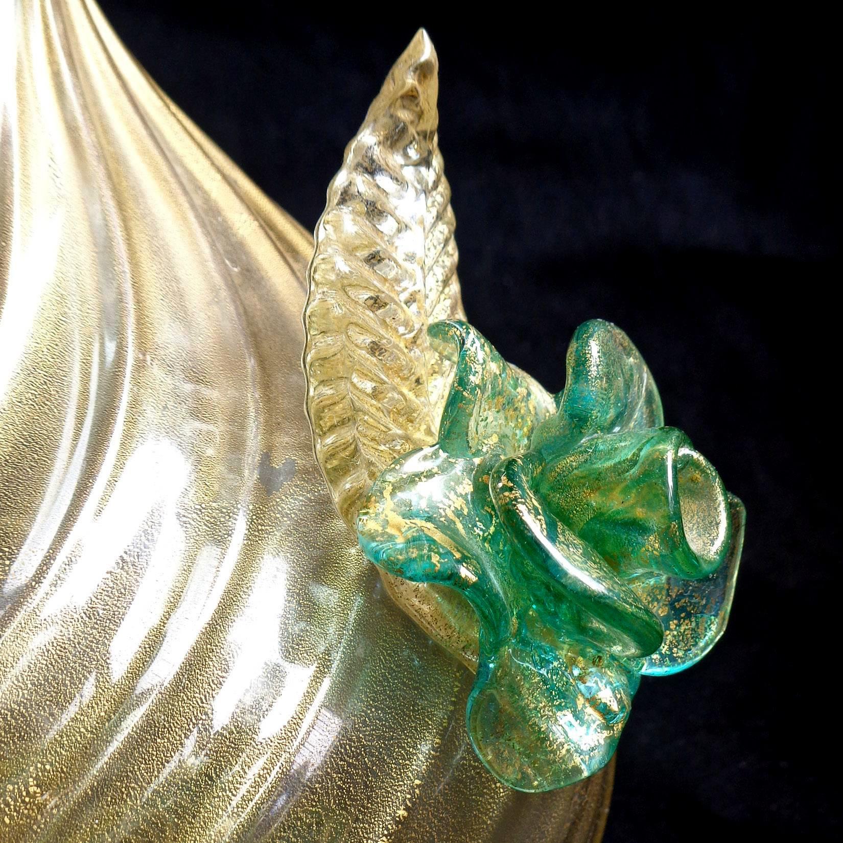 Barovier Toso Murano Green Roses Gold Flecks Italian Art Glass Flower Vase In Good Condition For Sale In Kissimmee, FL