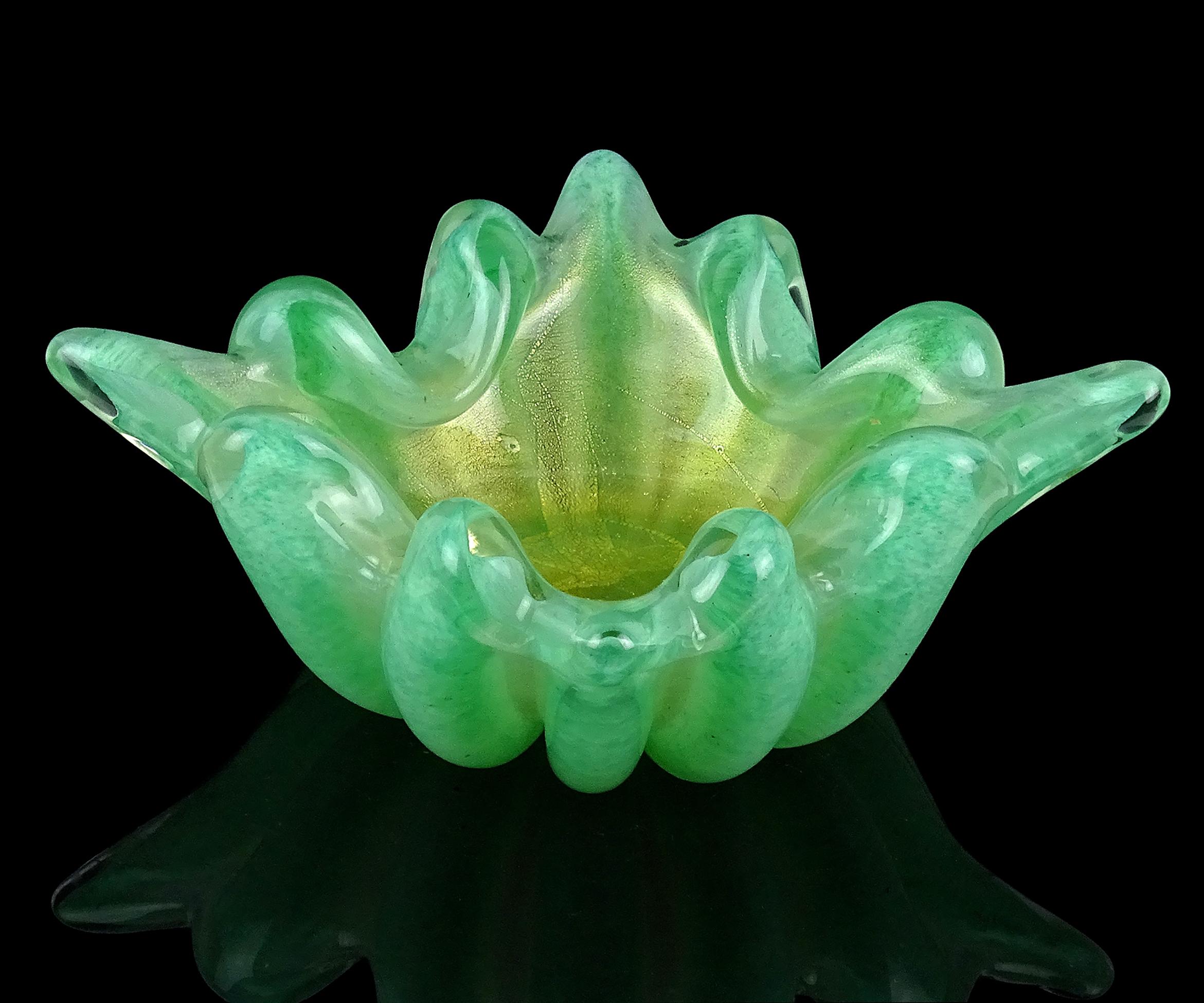 Barovier&Toso Murano, ciotola a spillo in vetro d'arte italiano, verde giada e a macchie d'oro Posacenere In condizioni buone in vendita a Kissimmee, FL