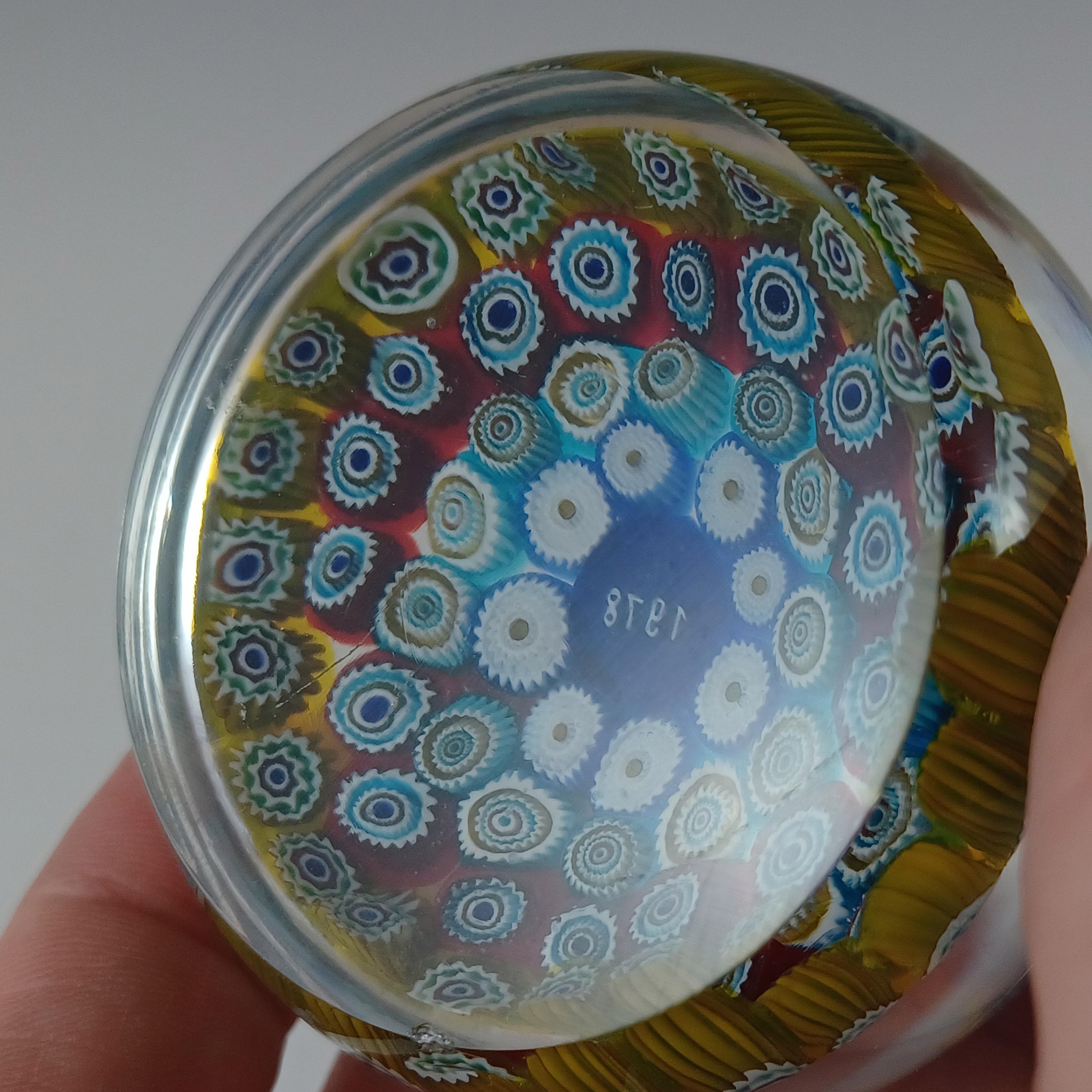 Barovier&Toso Fermacarte in vetro Millefiori di Murano con data 1978 in vendita 2