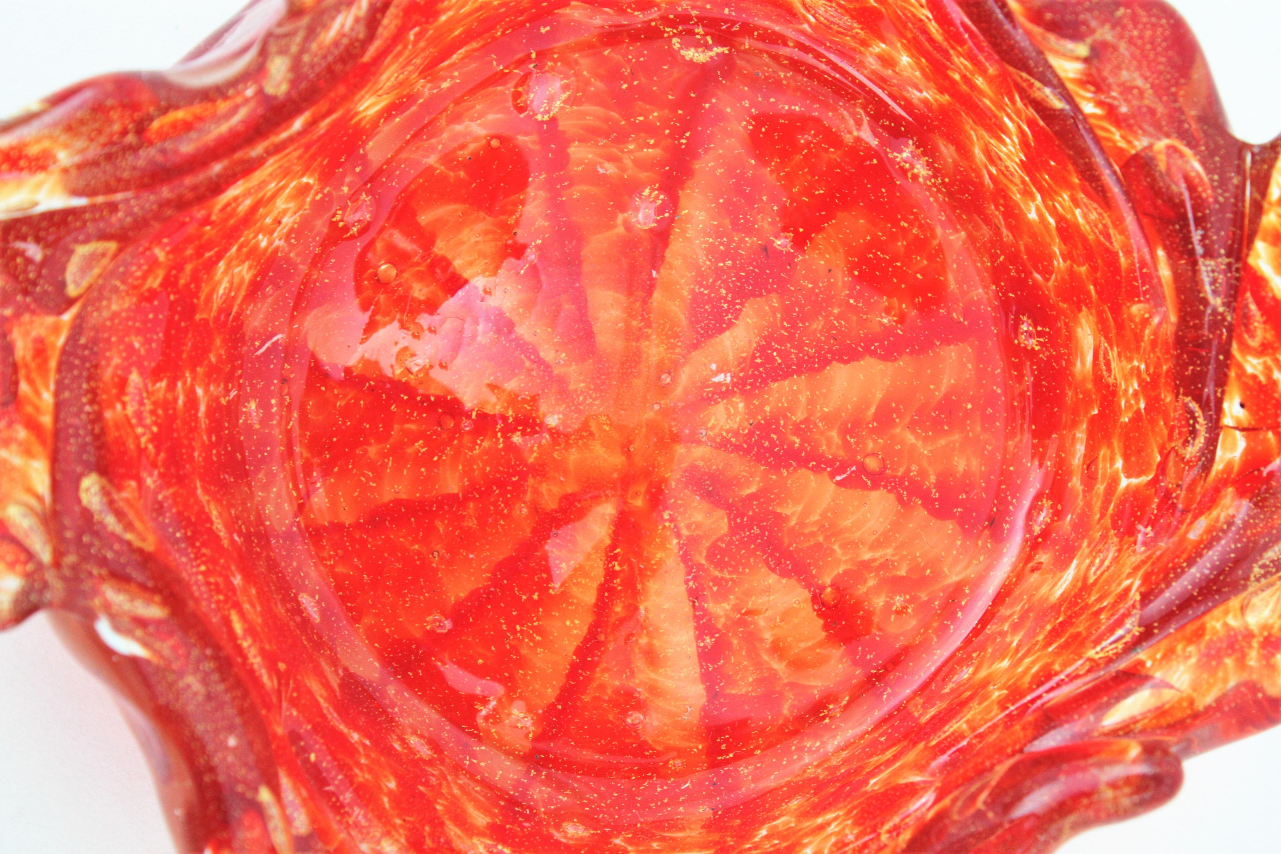 italien Barovier&Toso Murano Bol en verre d'art orange rouge avec mouchetures d'or en vente