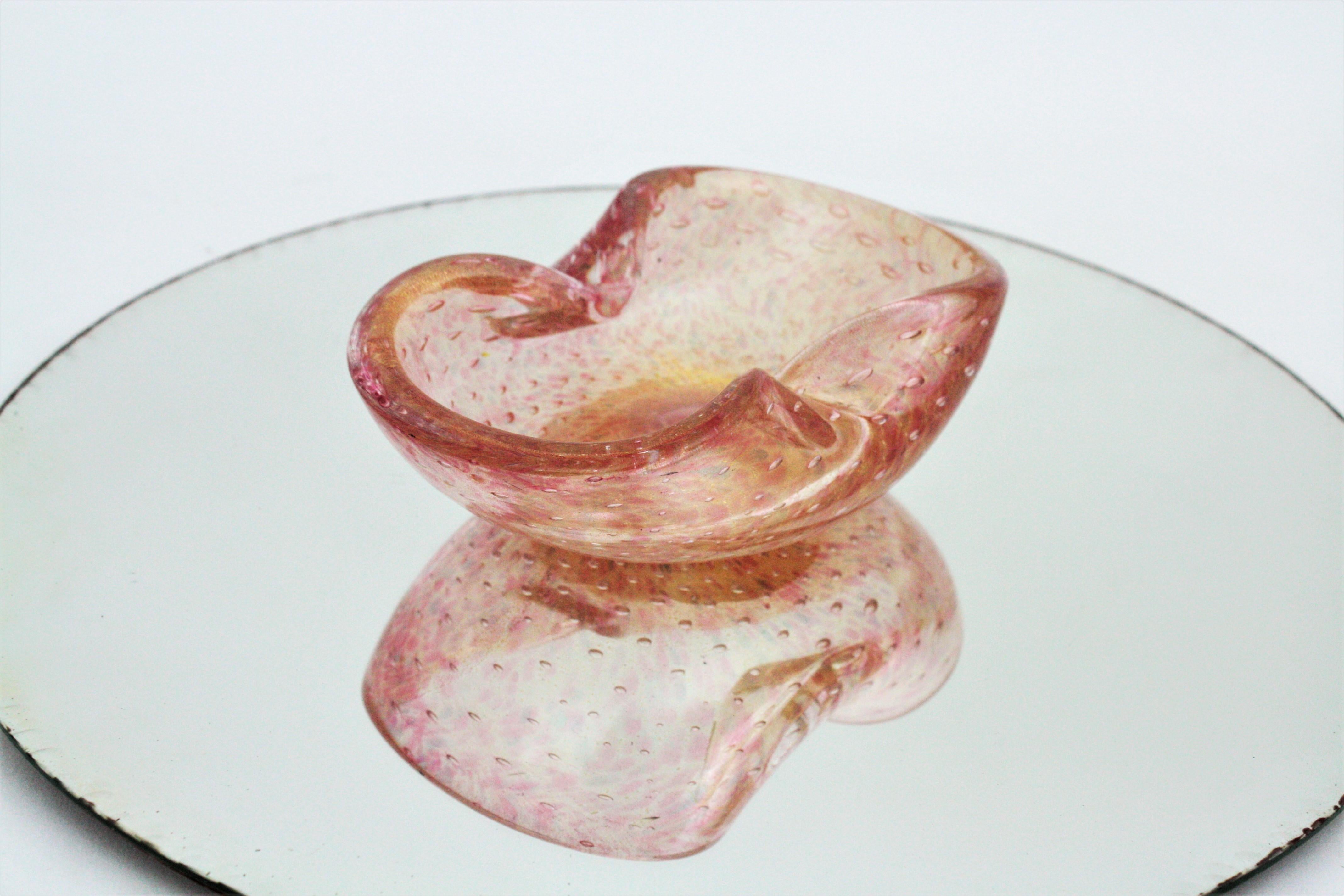 Barovier Toso Murano Pink Gold Flecks Bullicante Art Glass Bowl or Ashtray In Excellent Condition For Sale In Barcelona, ES