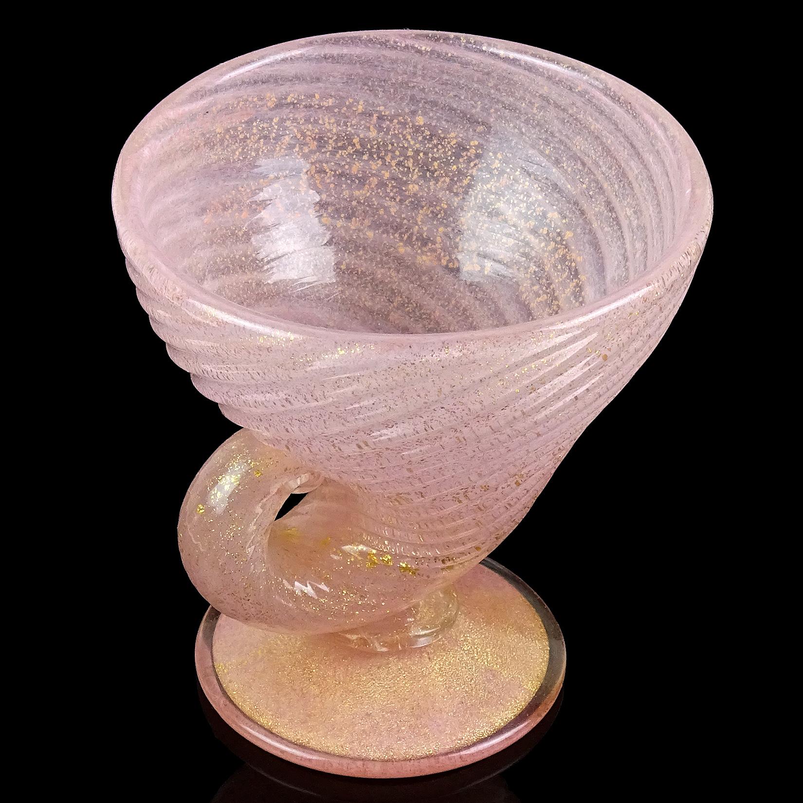 Mid-Century Modern Barovier Toso Murano Pink Gold Flecks Italian Art Glass Seashell Candy Dish Bowl For Sale