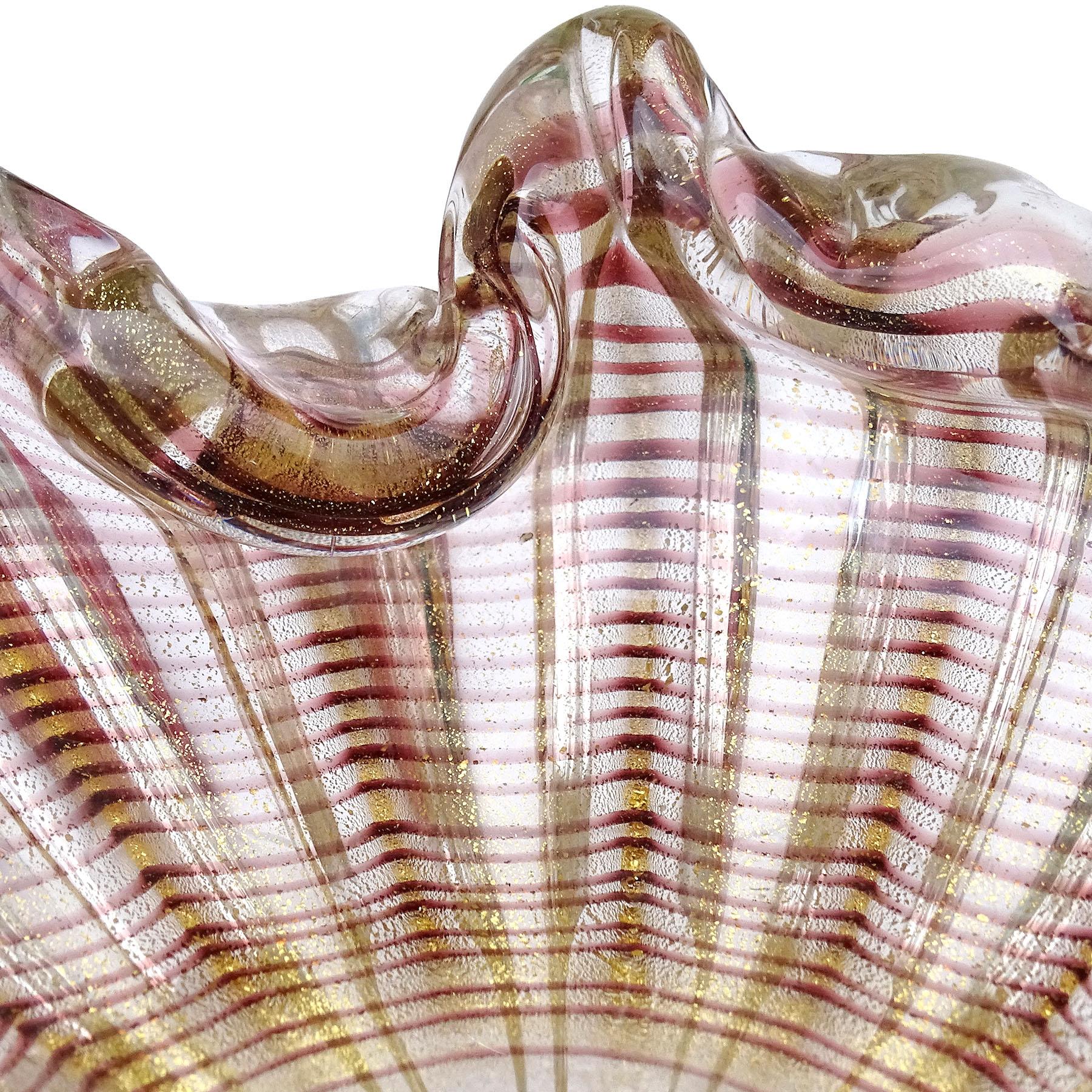 Barovier Toso Murano Lila Goldflecken Italienisches Kunstglas Gerippte Muschelschale (Glas) im Angebot