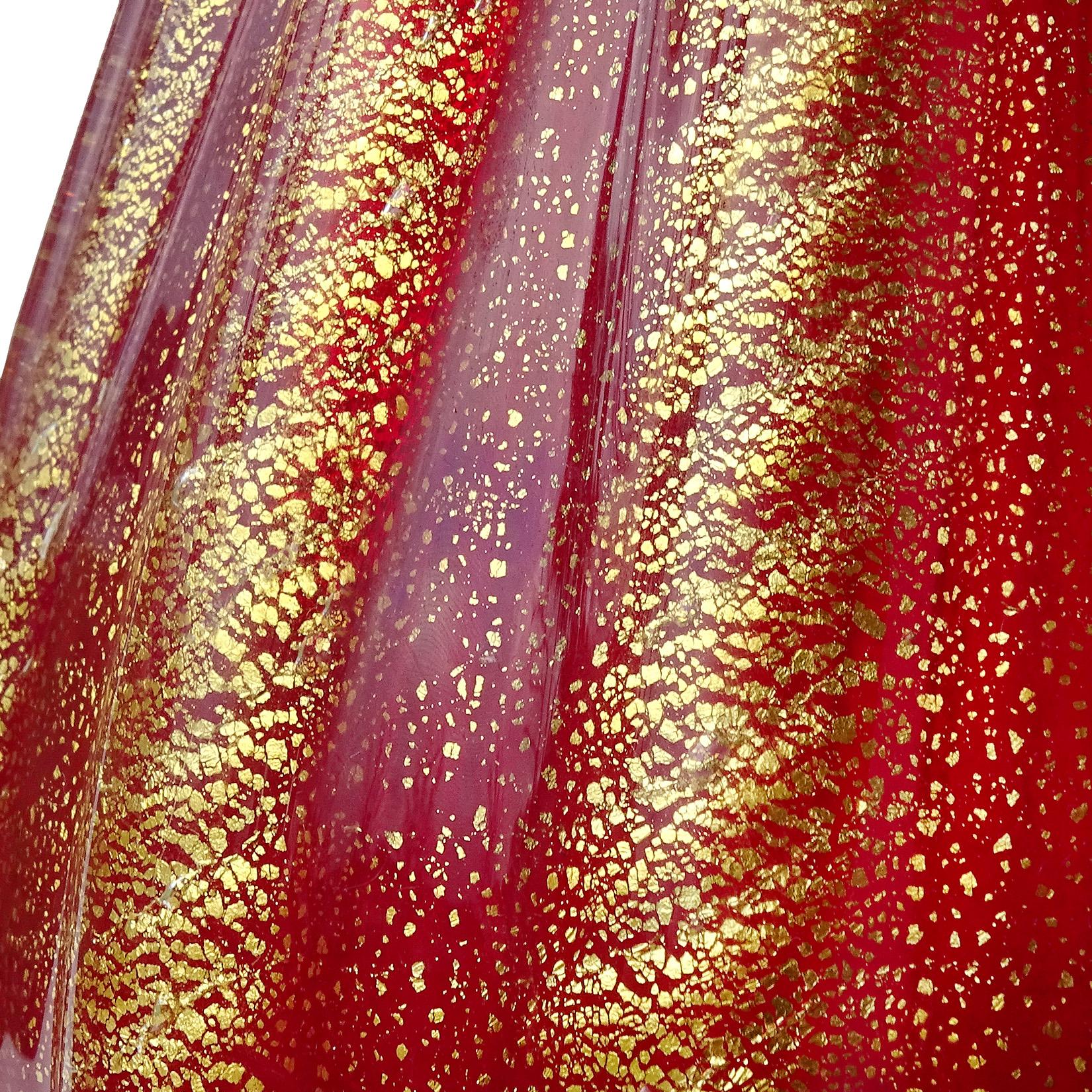 Mid-Century Modern Barovier Toso Murano Red Gold Flecks Italian Art Glass Ribbed Flower Vase