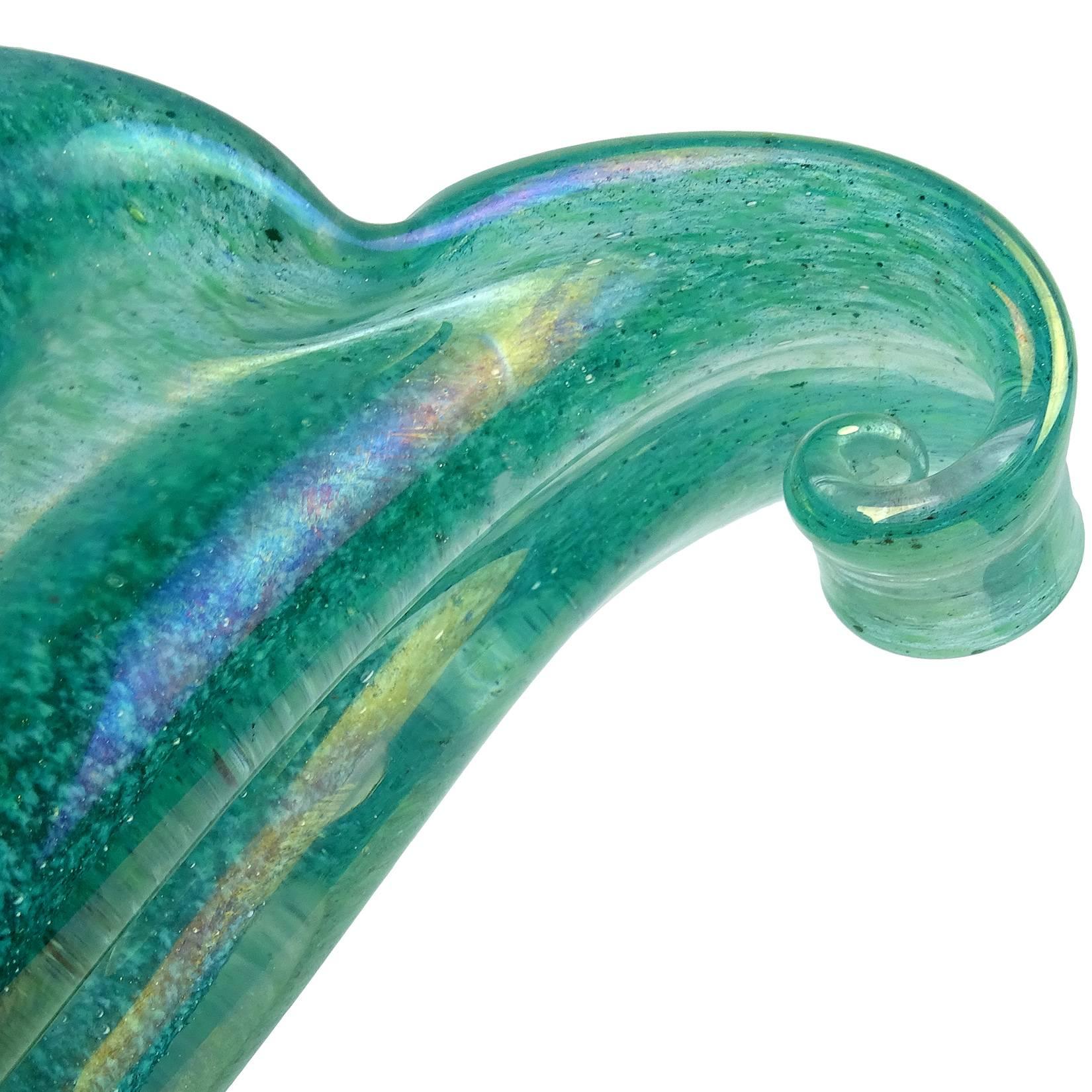 Mid-Century Modern Barovier Toso Murano Signed Green Iridescent Italian Art Glass Flared Rim Bowl