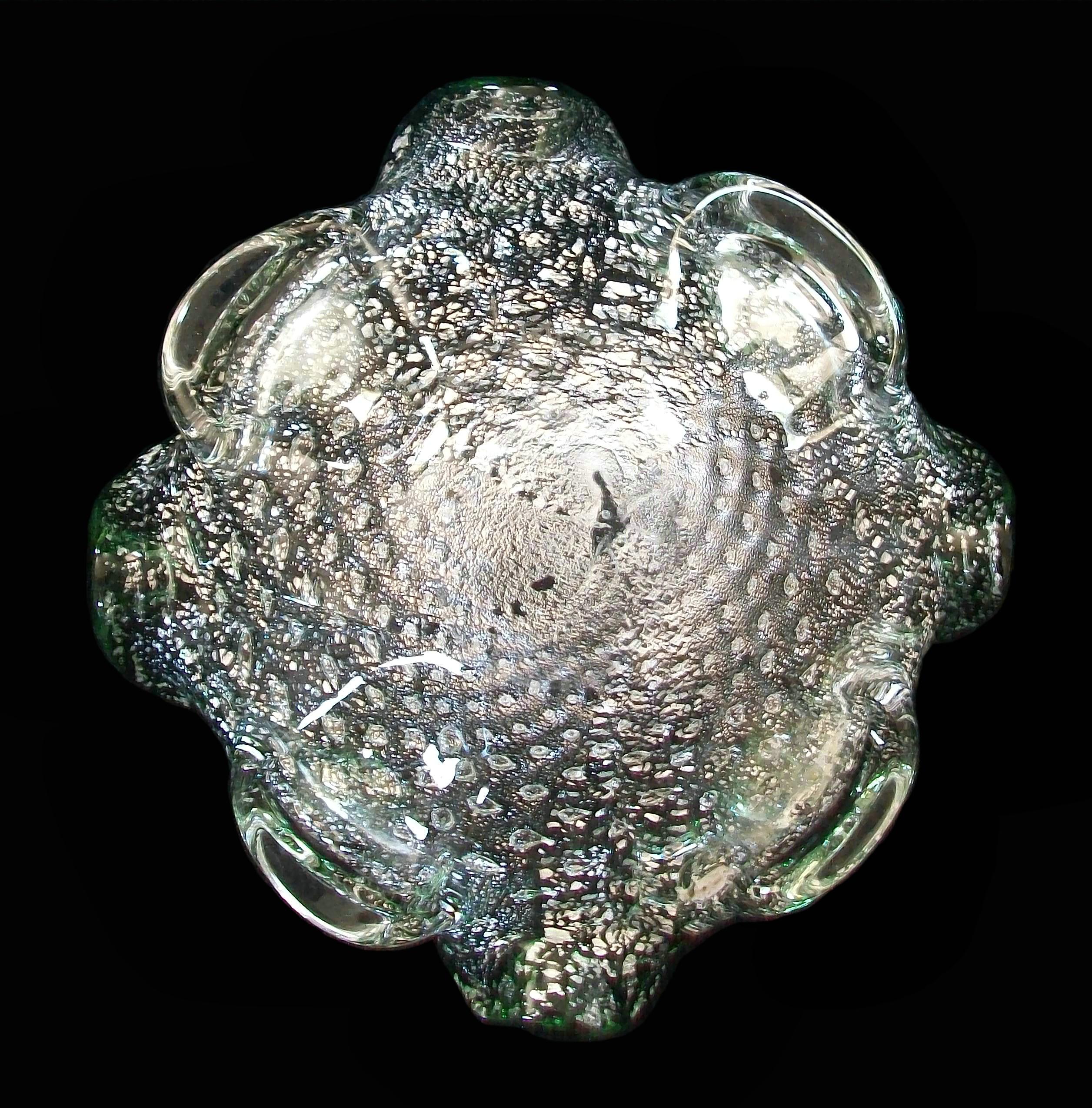 BAROVIER & TOSO - Murano Silver Aventurine Bubble Glass Bowl - Italy - C. 1950's For Sale 4