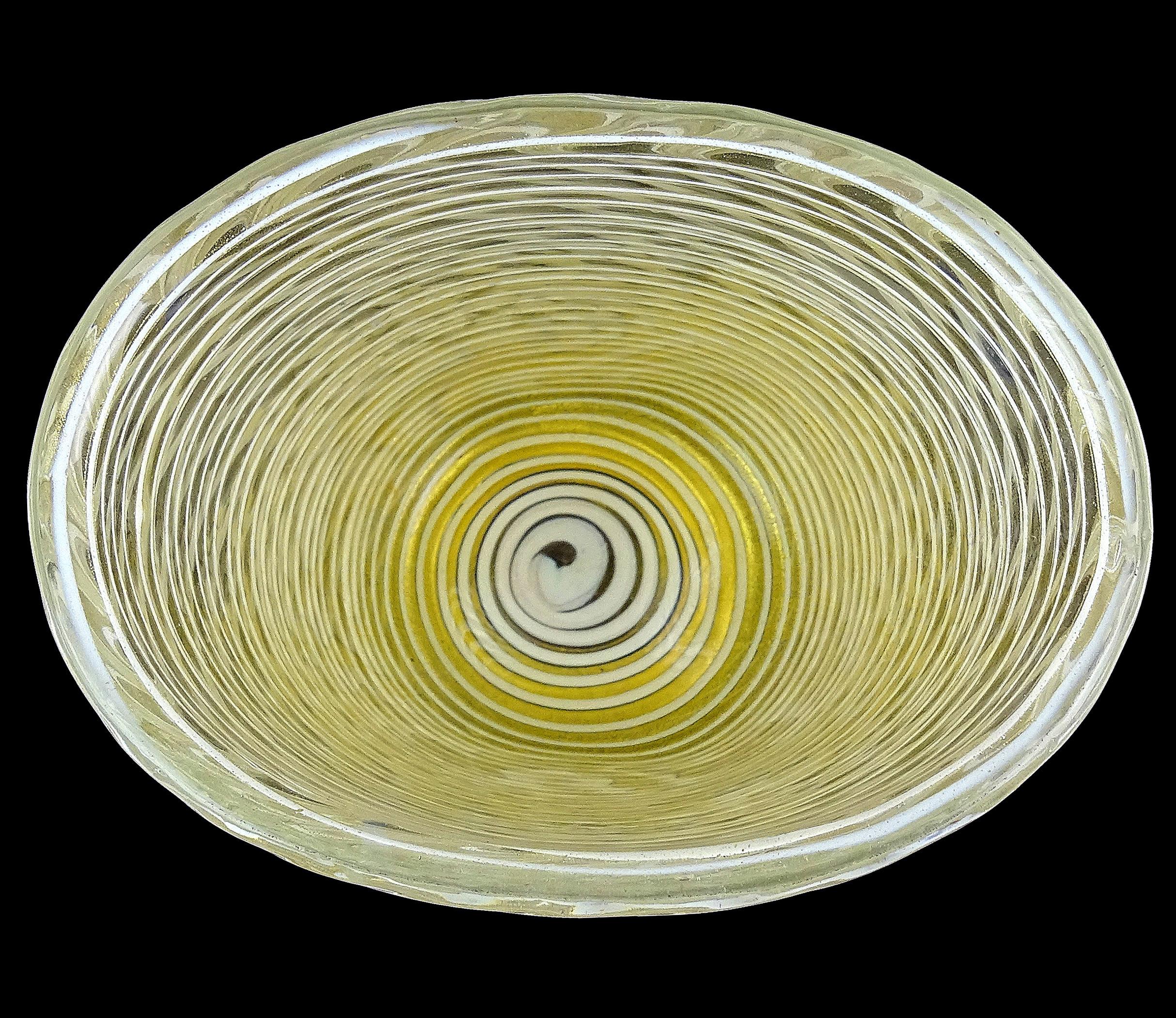 Vetro Barovier&Toso Vaso da fiori in vetro artistico italiano di Murano Bianco Optic Swirl Gold Flecks in vendita
