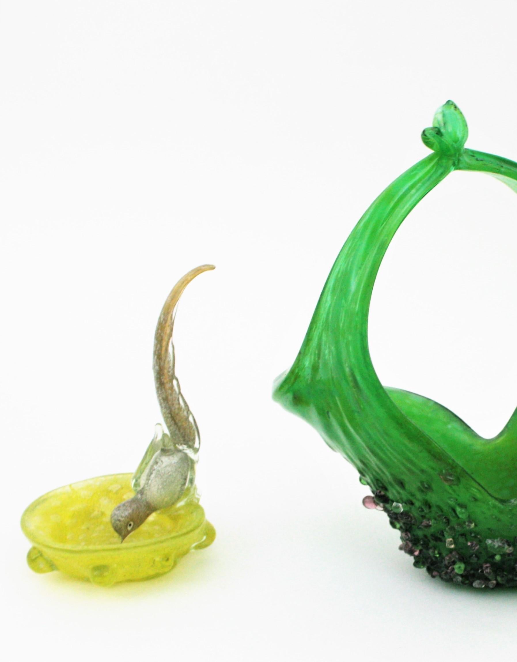 Midcentury Barovier Toso Murano Yellow Art Glass Bowl with Bird & Silver Flecks For Sale 7