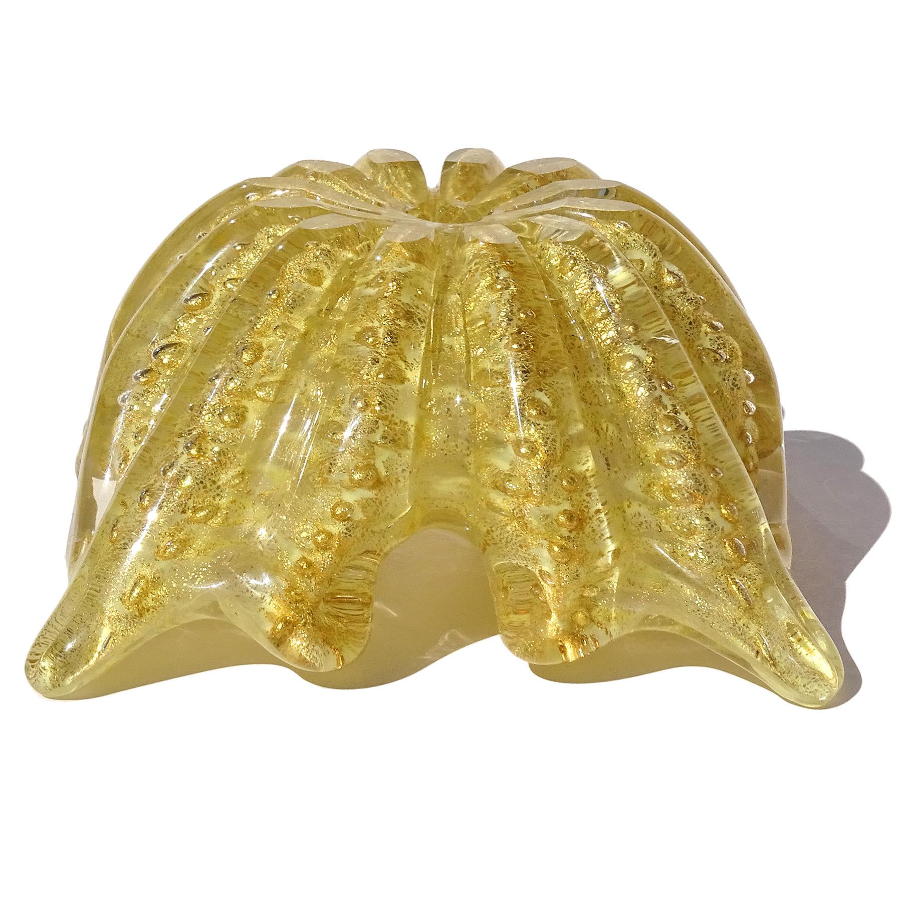 Barovier Toso Murano Yellow Gold Flecks Italian Art Glass Spike Bowl Ashtray For Sale 2