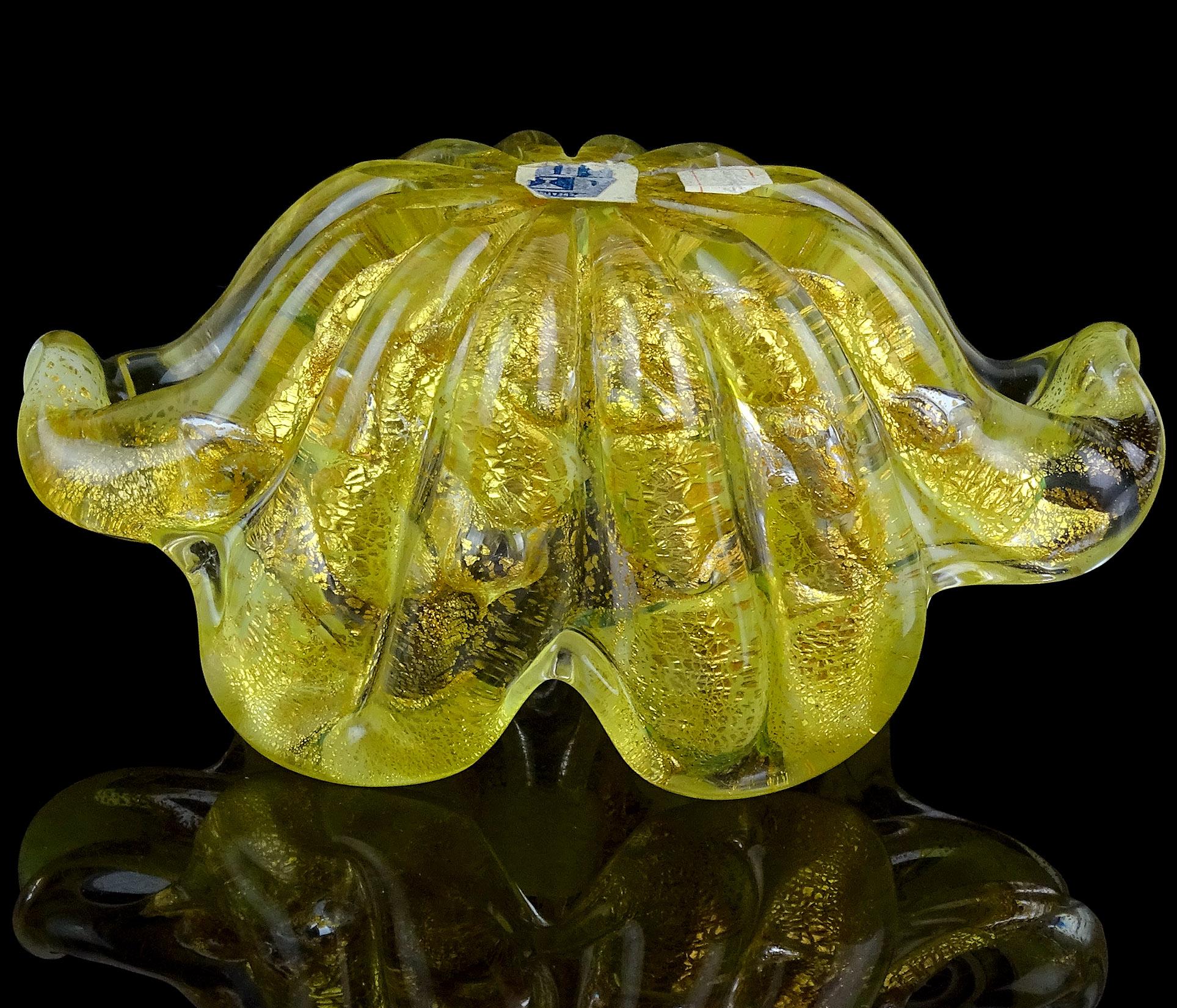 Barovier Toso Murano Yellow Spots Gold Flecks Italian Art Glass Flower Form Bowl For Sale 3