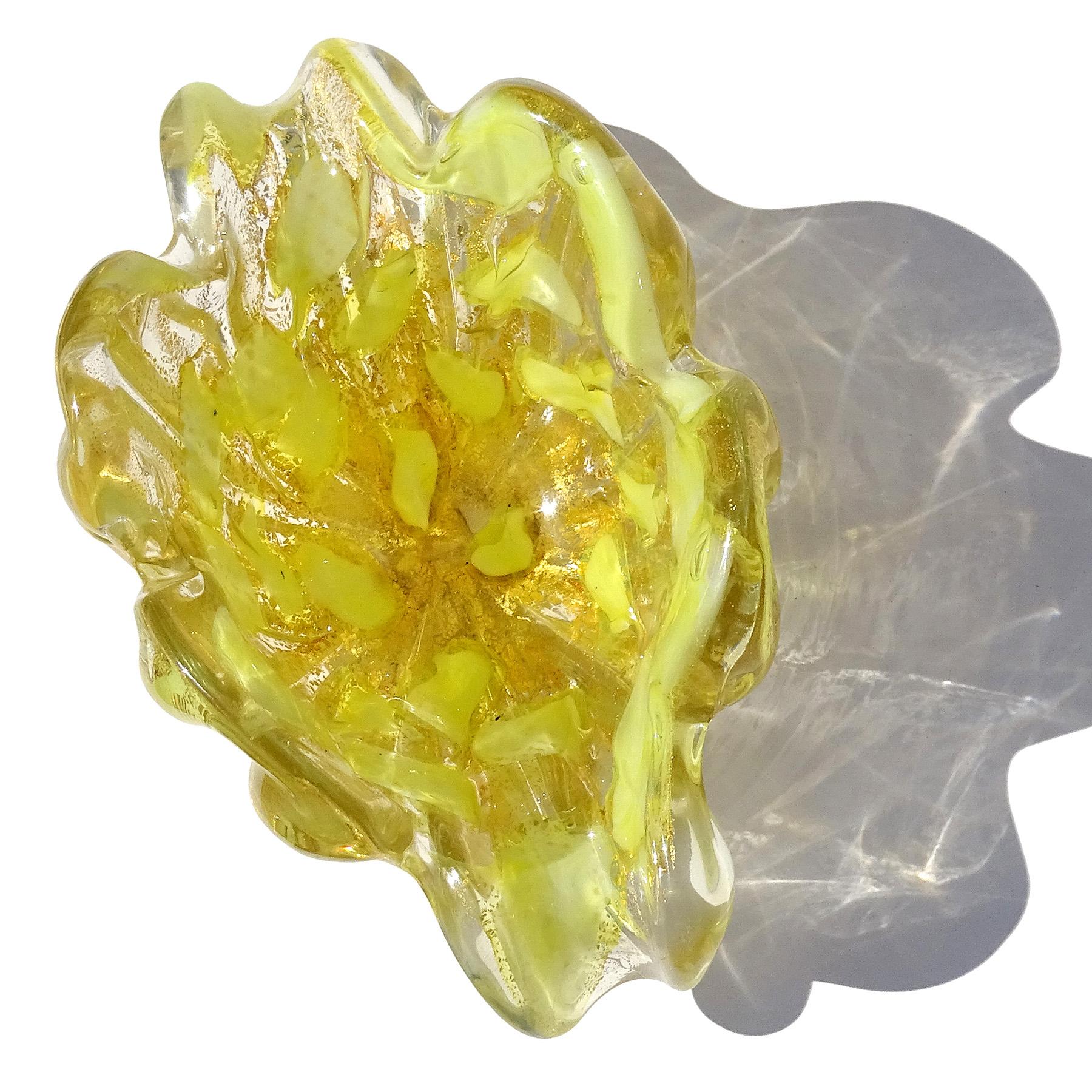 Sommerso Barovier Toso Murano Yellow Spots Gold Flecks Italian Art Glass Flower Form Bowl For Sale