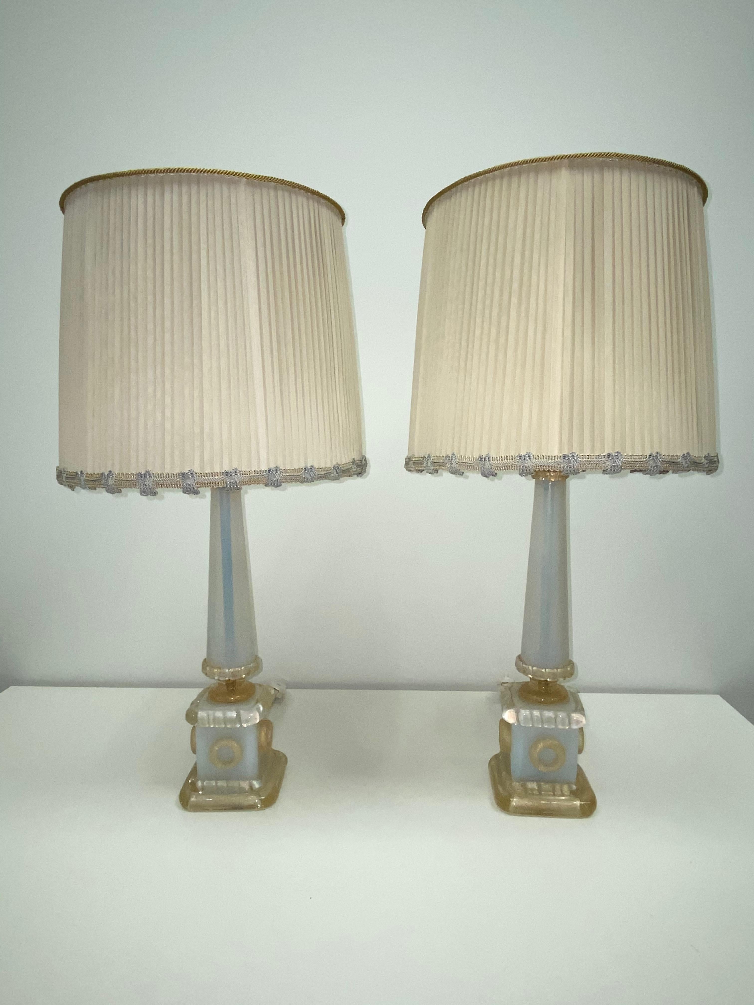 Italian Barovier Toso Neoclassic Obelisk Iridize & Gold Infused Murano Glass Table Lamps For Sale