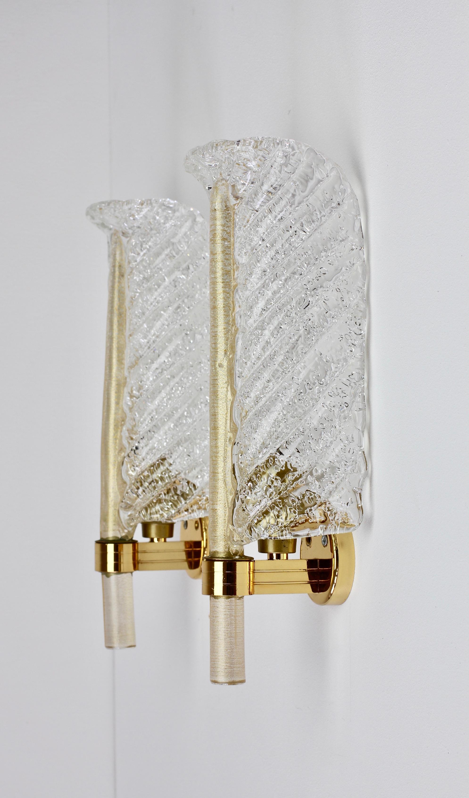 Barovier Toso One of Four Gold Murano Glass Gilt Brass Sconces or Wall Lights (Moderne der Mitte des Jahrhunderts)