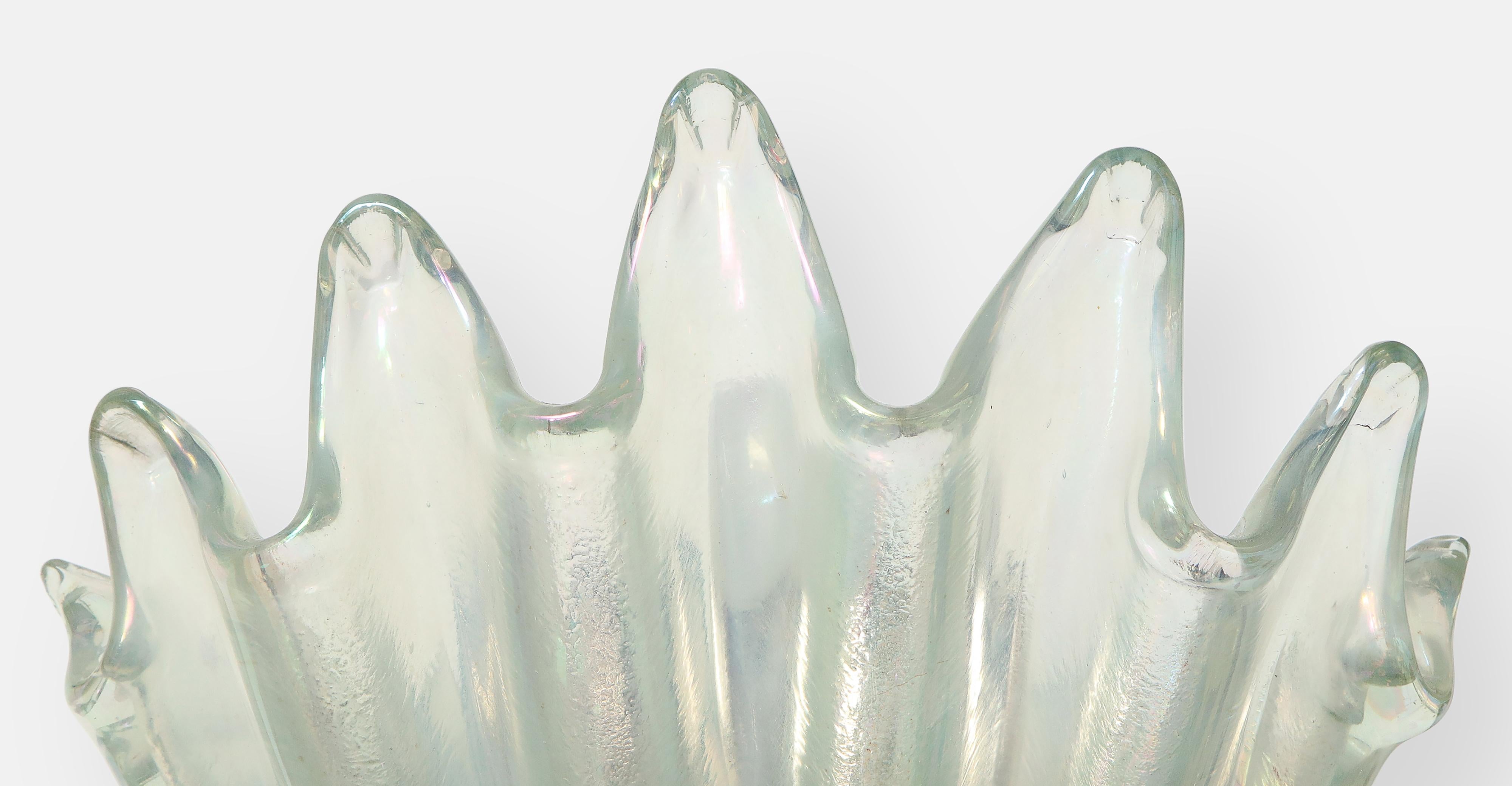 Barovier & Toso Seltener Satz von vier Muschelschalen-Wandleuchtern im Zustand „Gut“ im Angebot in New York, NY