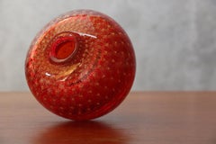 Barovier & Toso Red and Gold Ball Vase, Italian Murano Glass circa 1960