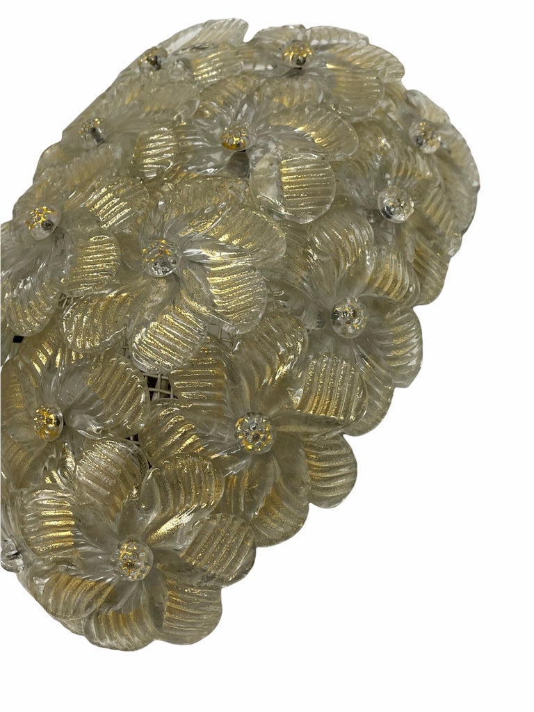 Italian Barovier Toso Sconce Murano Glass Gold and Ice Flowers Basket, 1950s For Sale