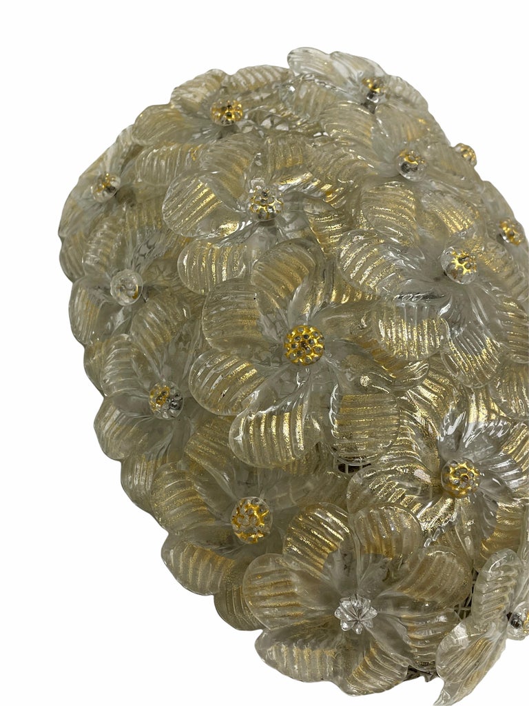Barovier Toso Sconce Murano Glass Gold and Ice Flowers Basket, 1950s In Good Condition For Sale In Nuernberg, DE