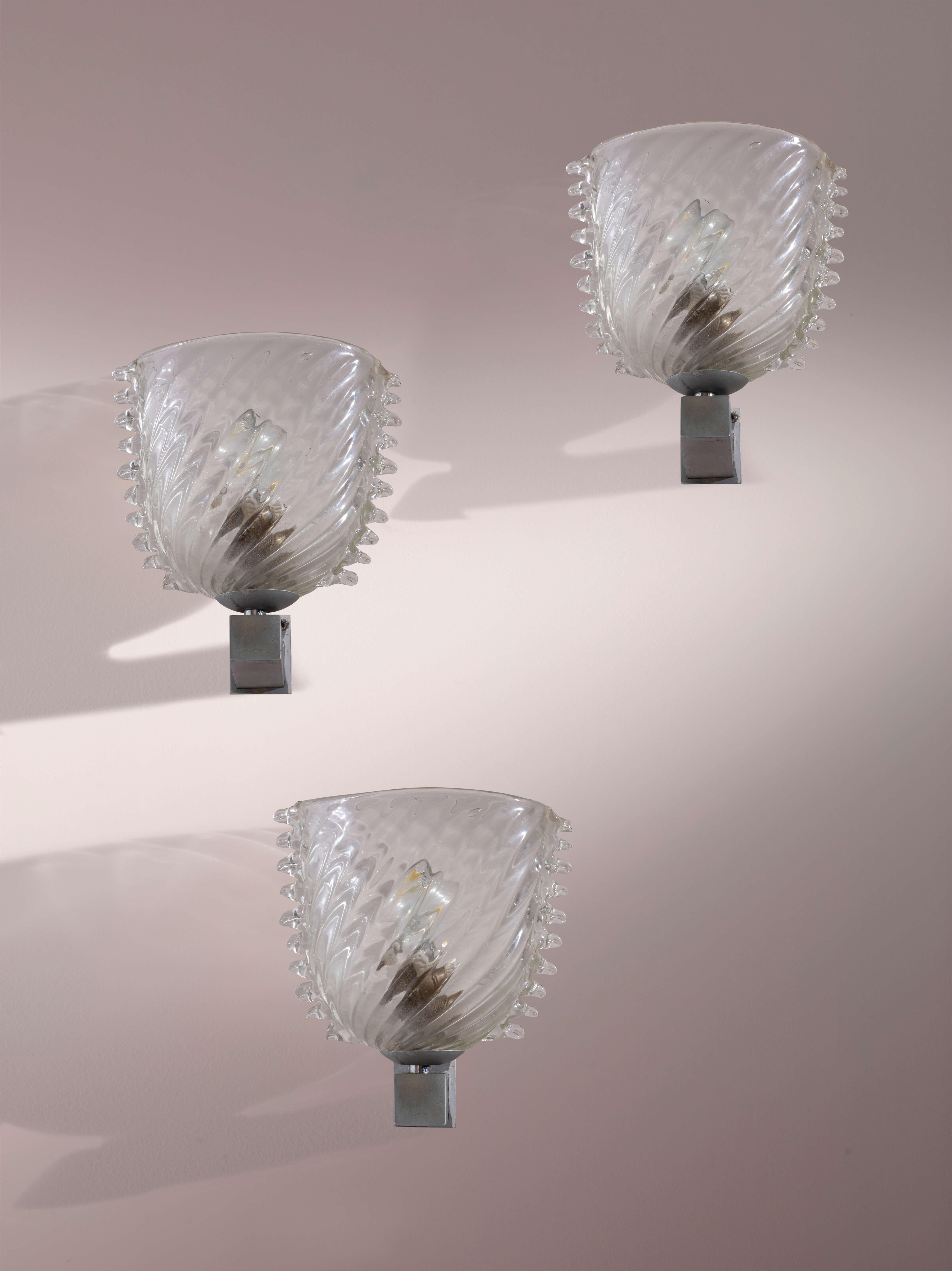 Art déco Barovier&Toso ensemble de 3 appliques en verre et laiton nickelé, Italie, années 1940 en vente