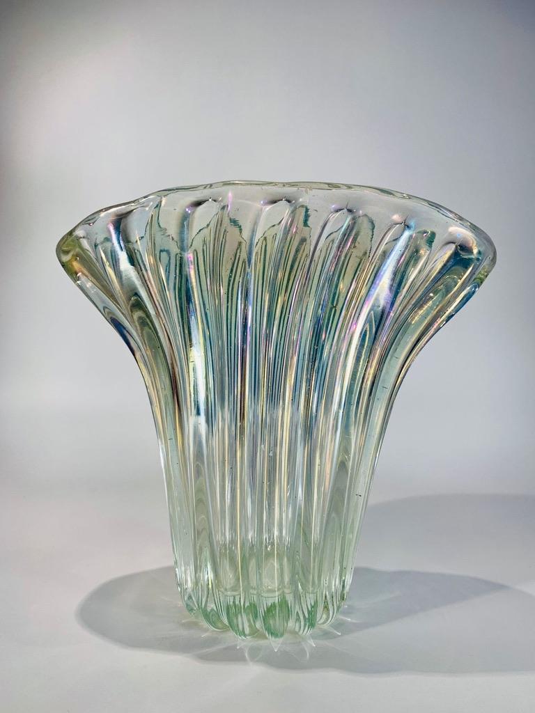 Italian Barovier&Toso 1950 Murano Iridescent Glass vase with air bubbles.  For Sale
