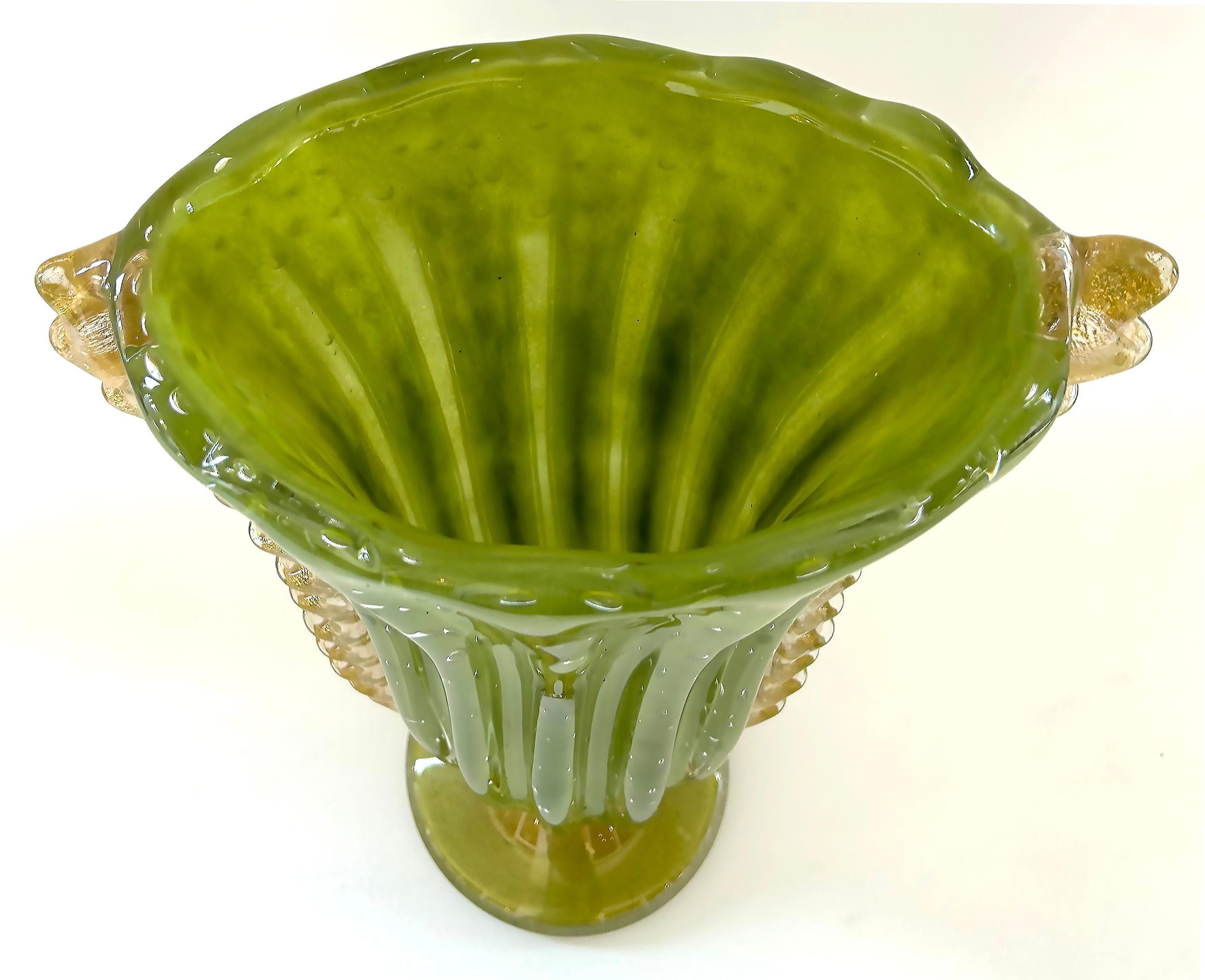 20th Century Barovier&Toso Murano Glass Bullicante Green Vase, Gold Infused Fins, Italy 