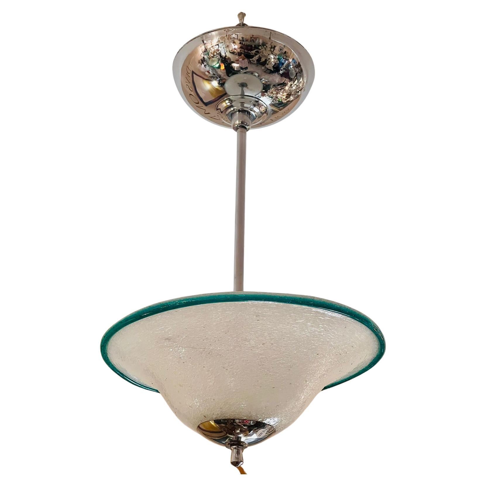 Barovier&Toso Murano glass chandelier in 'Pulegoso" glass and metal circa 1940 For Sale