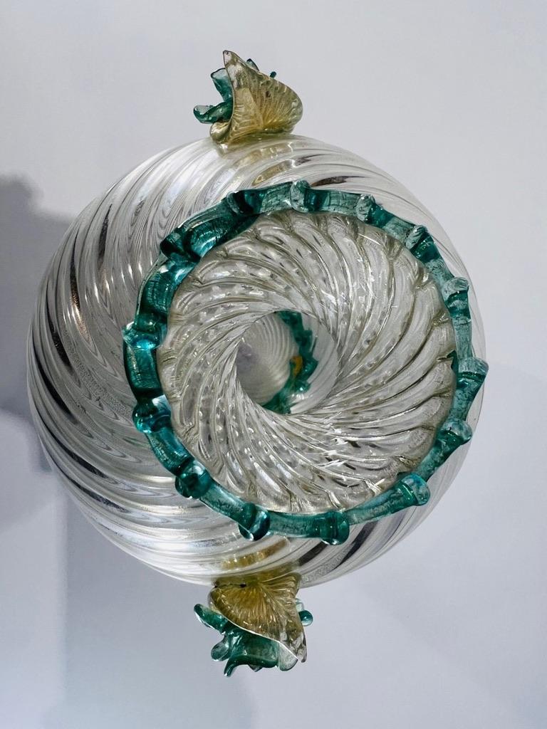 Barovier&Toso Murano Glass green vase with gold circa 1950 In Good Condition For Sale In Rio De Janeiro, RJ