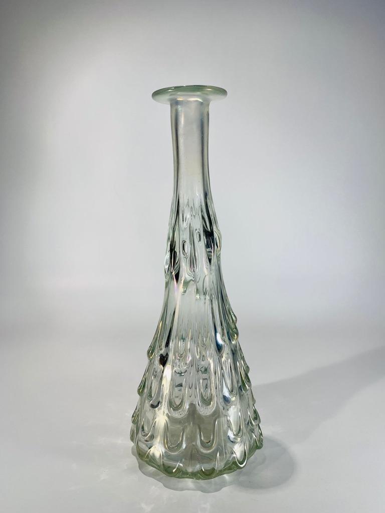 Italian Barovier&Toso Murano glass iridized vase circa 1950 For Sale