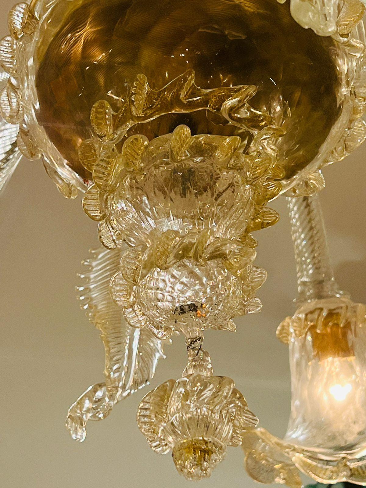 Italian Barovier&Toso Murano glass Pair (2) chandeliers with gold and flowers circa 1950 For Sale