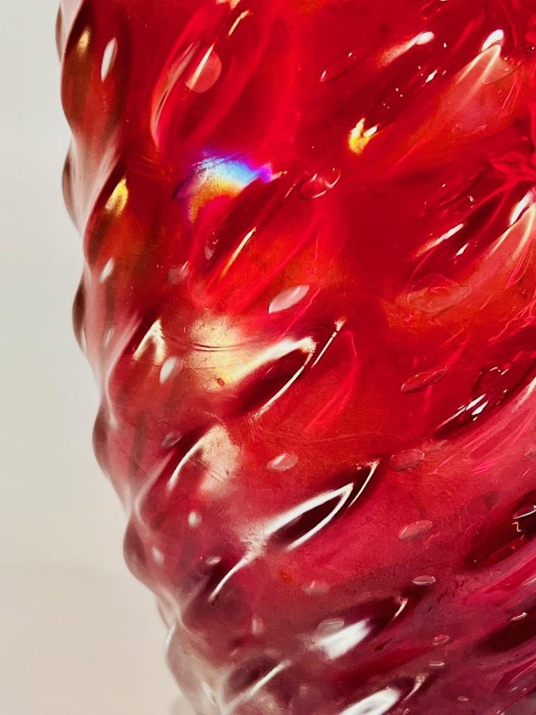 Italiano Vaso Barovier&Toso in vetro di Murano rubi circa 1950. in vendita