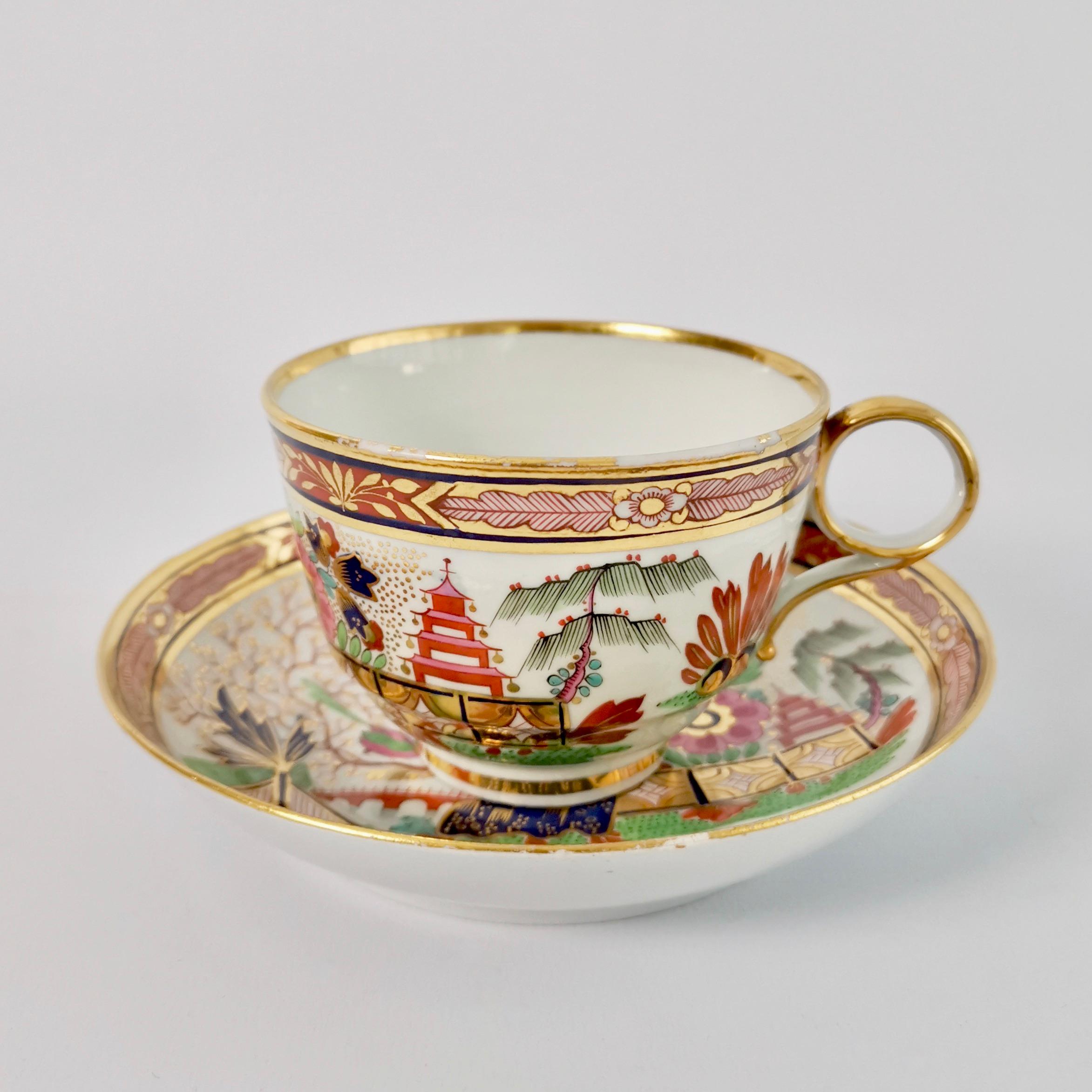 English Barr Flight & Barr Porcelain Teacup, Rich Imari Pattern, Regency, circa 1811