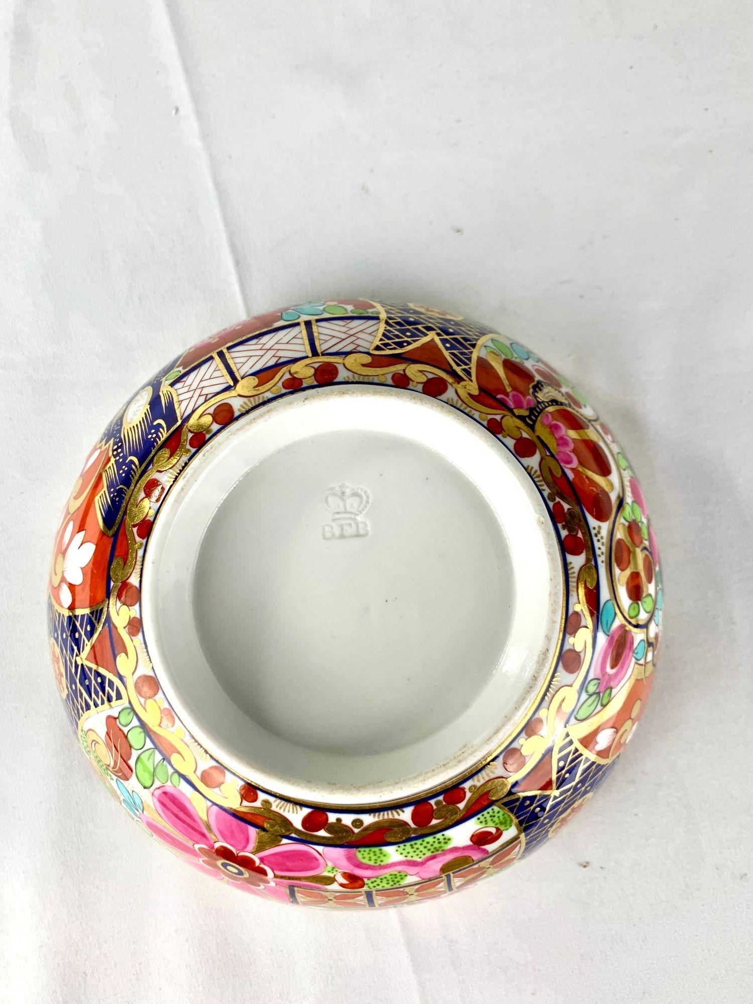 Barr Flight Barr Worcester Porzellanschale im englischen Imari-Stil um 1810 (19. Jahrhundert) im Angebot
