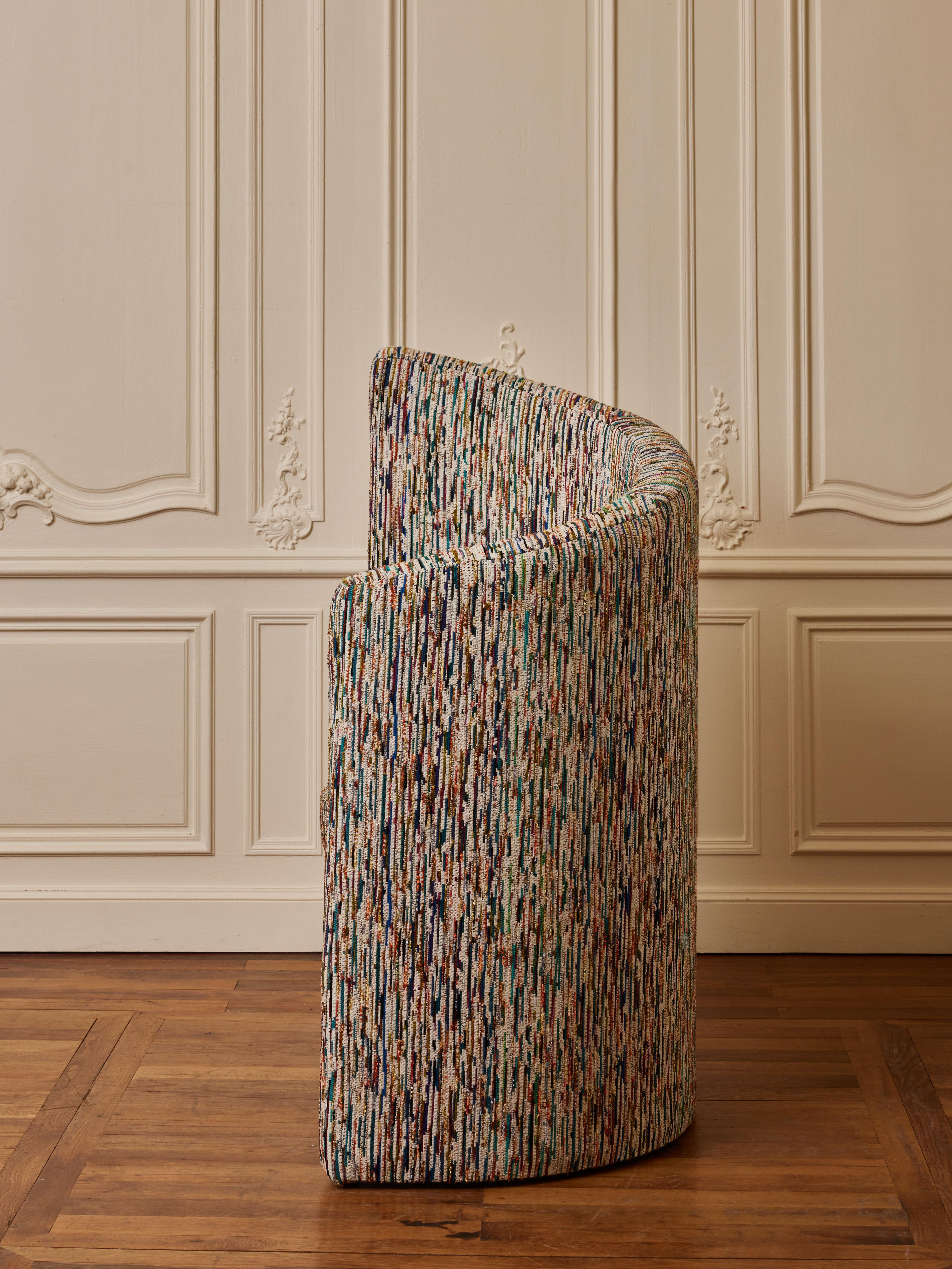 Sessel „Barrel“ von Studio Glustin (Französisch) im Angebot