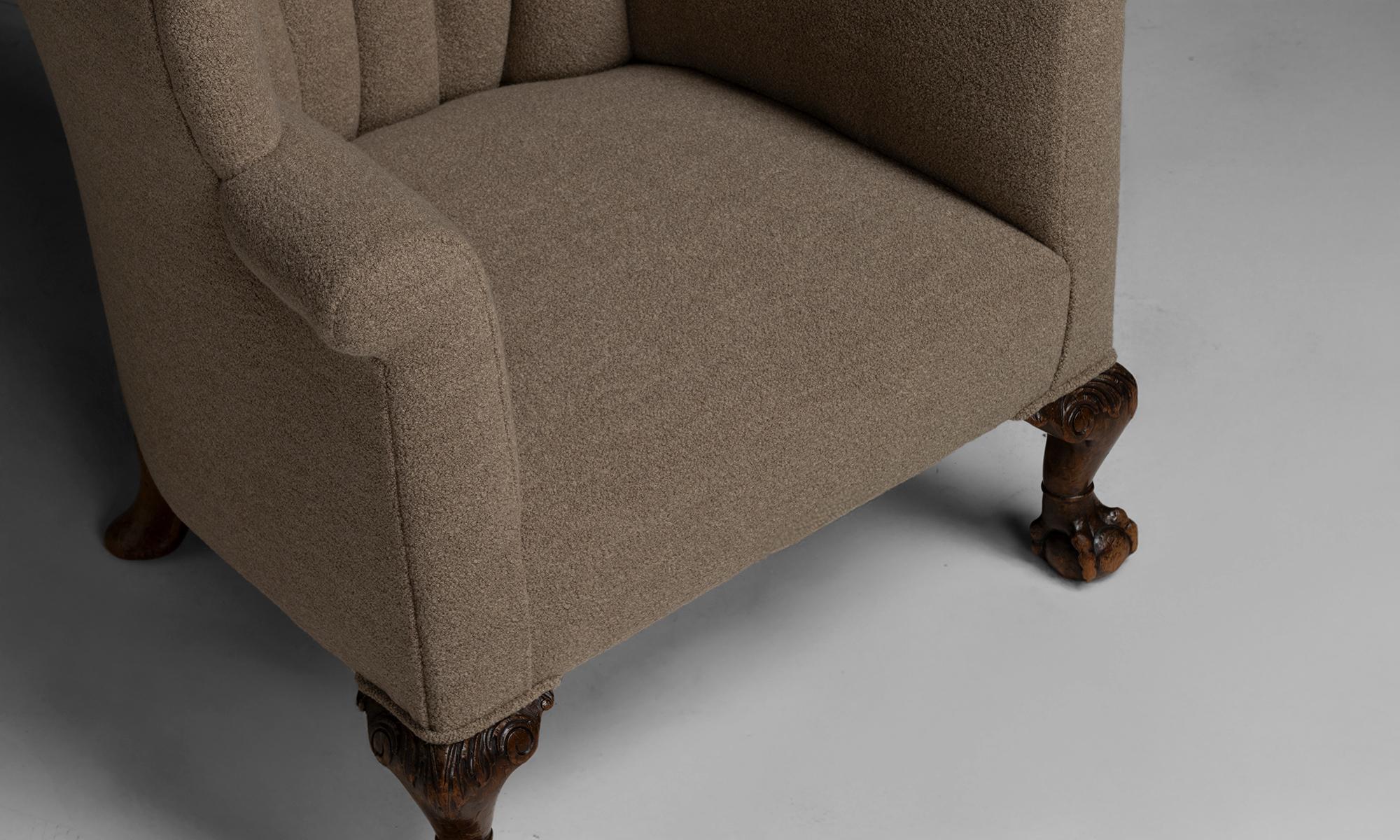 Sillón con respaldo de barril en lana, Inglaterra circa 1900 en Bueno estado para la venta en Culver City, CA