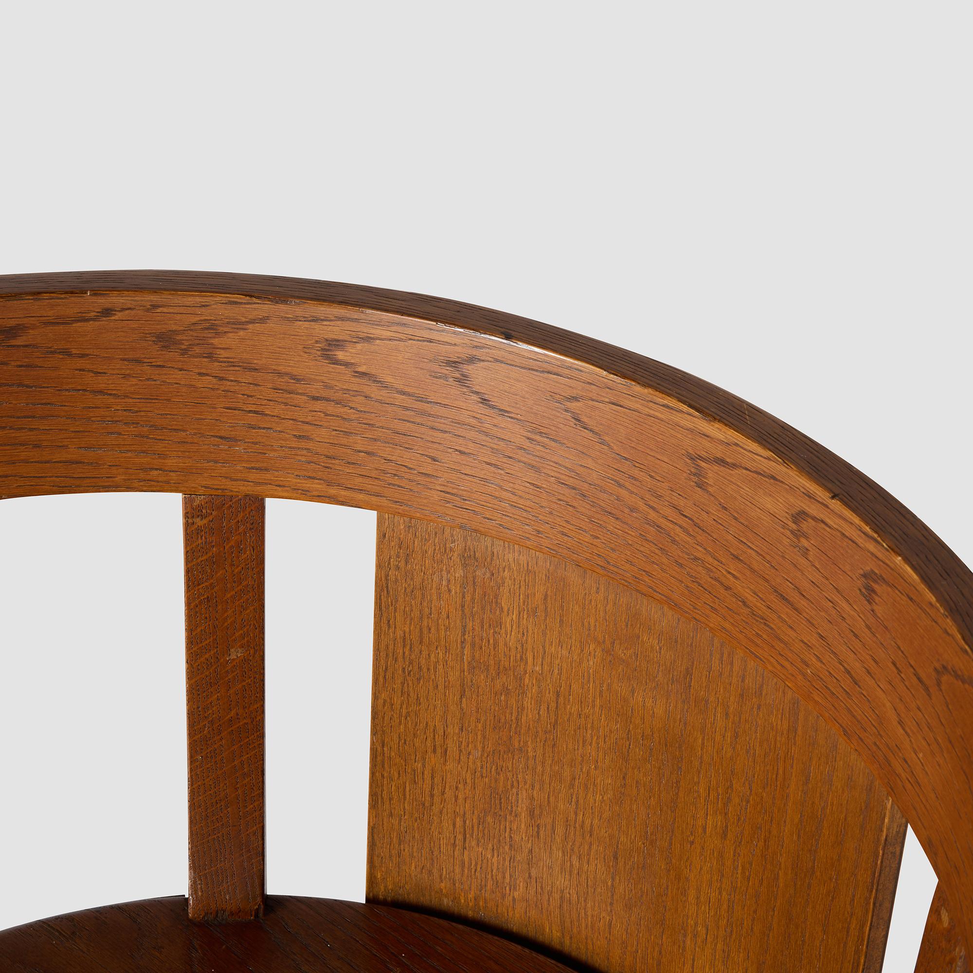 Sedia con schienale a botte della Frank L. Smith Bank di Frank Lloyd Wright in vendita 6