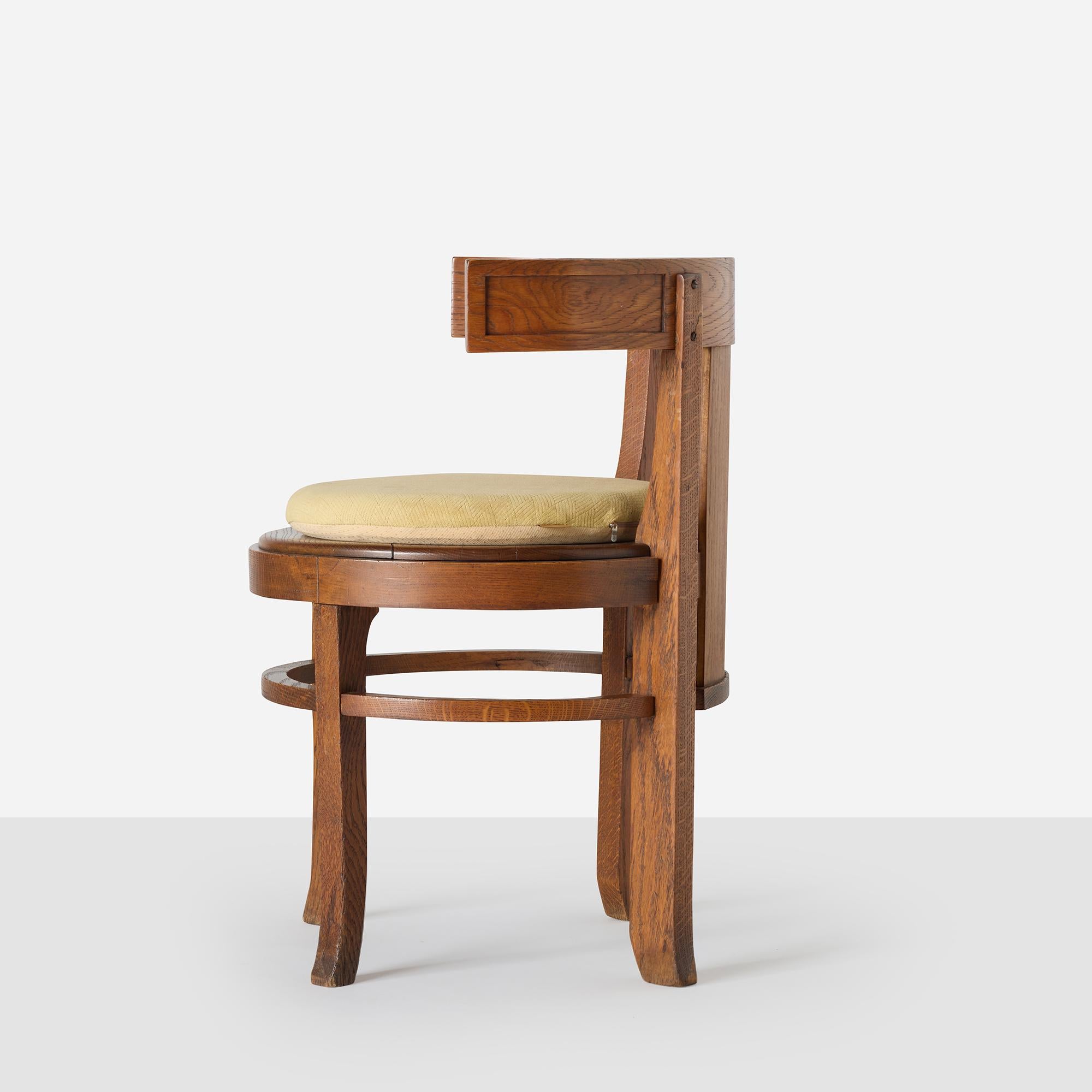 Americano Sedia con schienale a botte della Frank L. Smith Bank di Frank Lloyd Wright in vendita