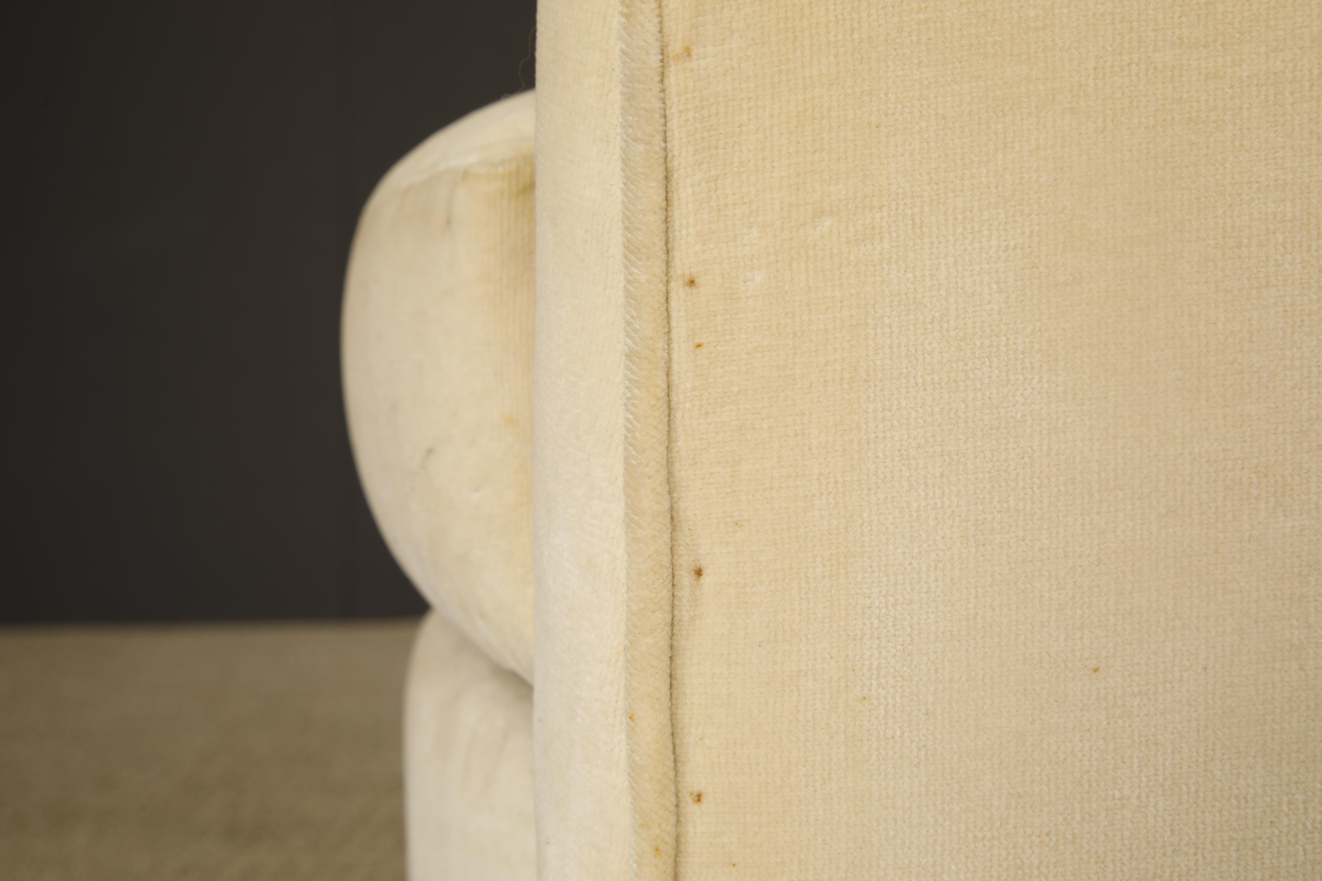 Sedia Club girevole con schienale a botte e base in noce nello stile di Milo Baughman, anni '70 in vendita 13