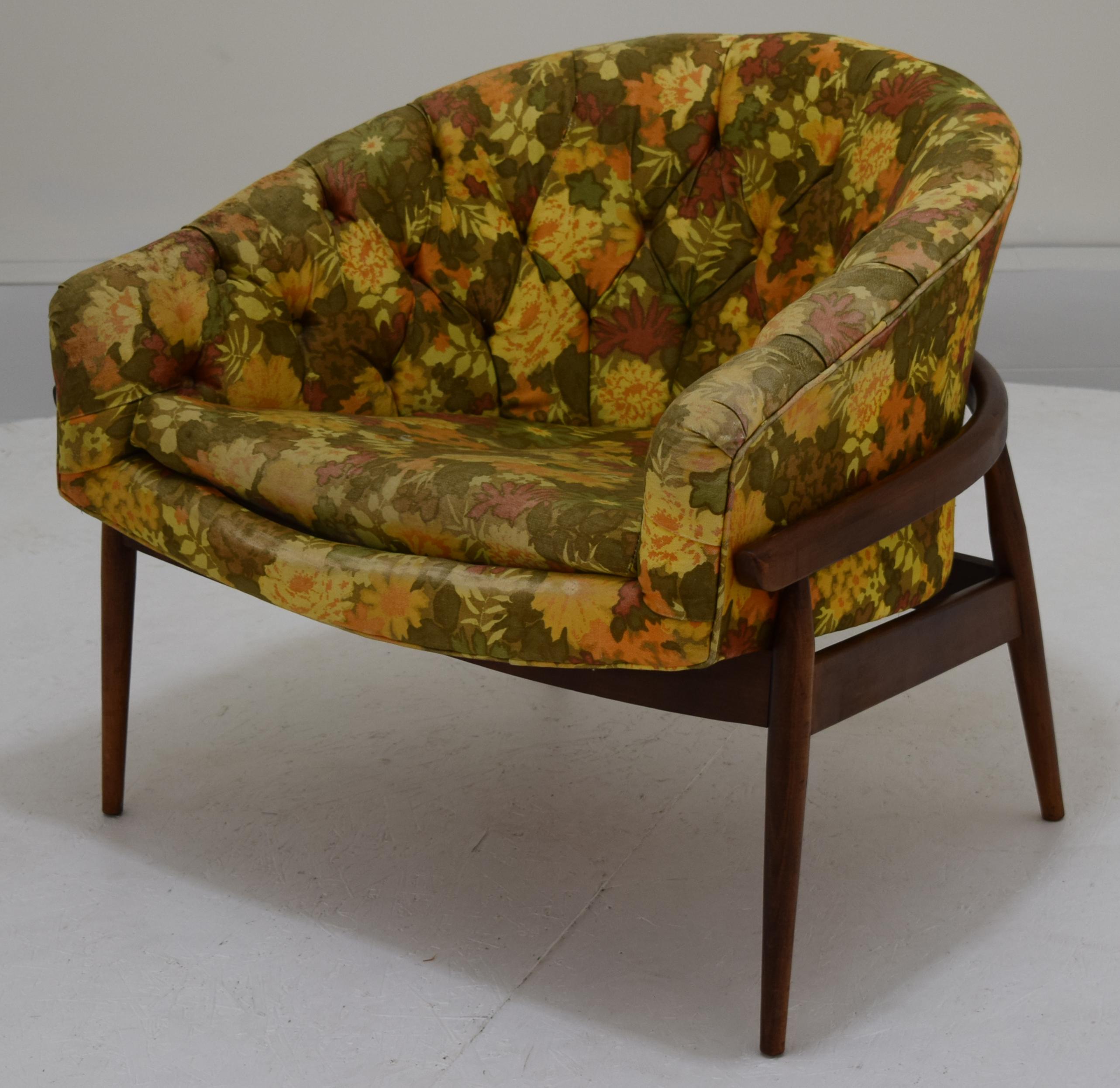 American Barrel Back Tufted Floating Chair