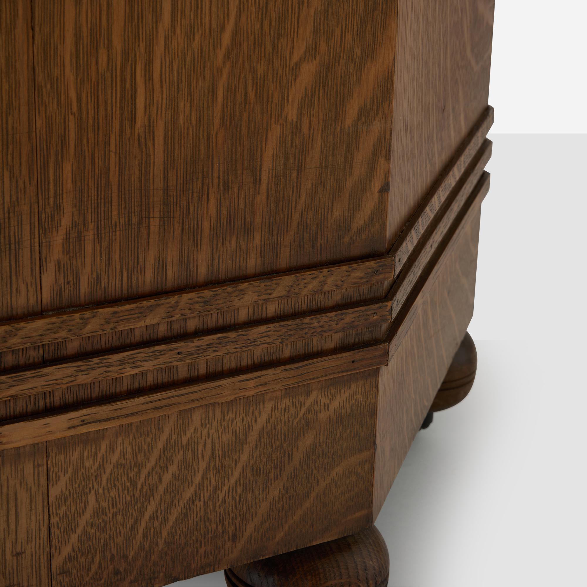 Barrel Chair aus dem B. Harley Bradley House von Frank Lloyd Wright im Angebot 2