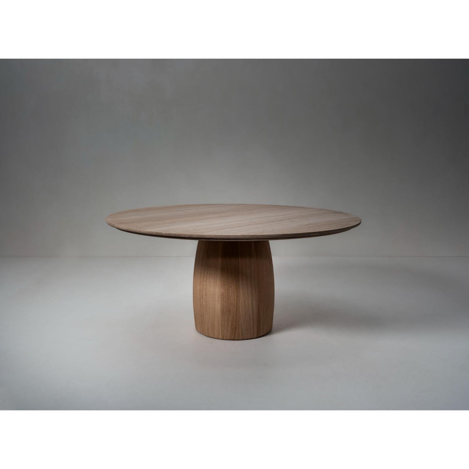 Barrel Dining Table One by Van Rossum
Dimensions: D 140 x W 140 x H 75 cm
Materials: Oak, Nude Brushed

For over 40 years, Van Rossum has designed and handmade solid and sustainable furniture from the workshop in Bergharen, the Netherlands.